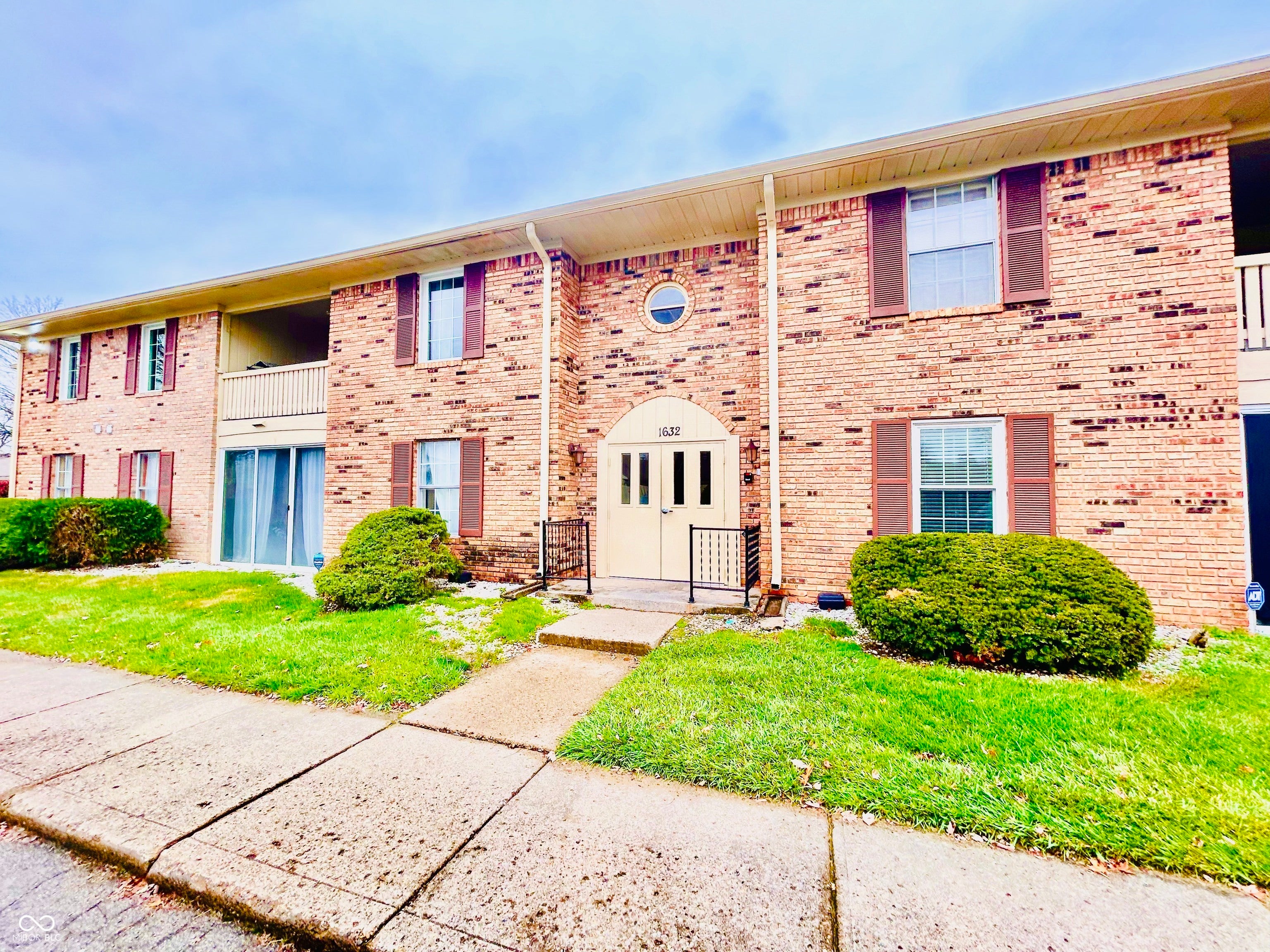 1632 Wellesley Court 6, Indianapolis