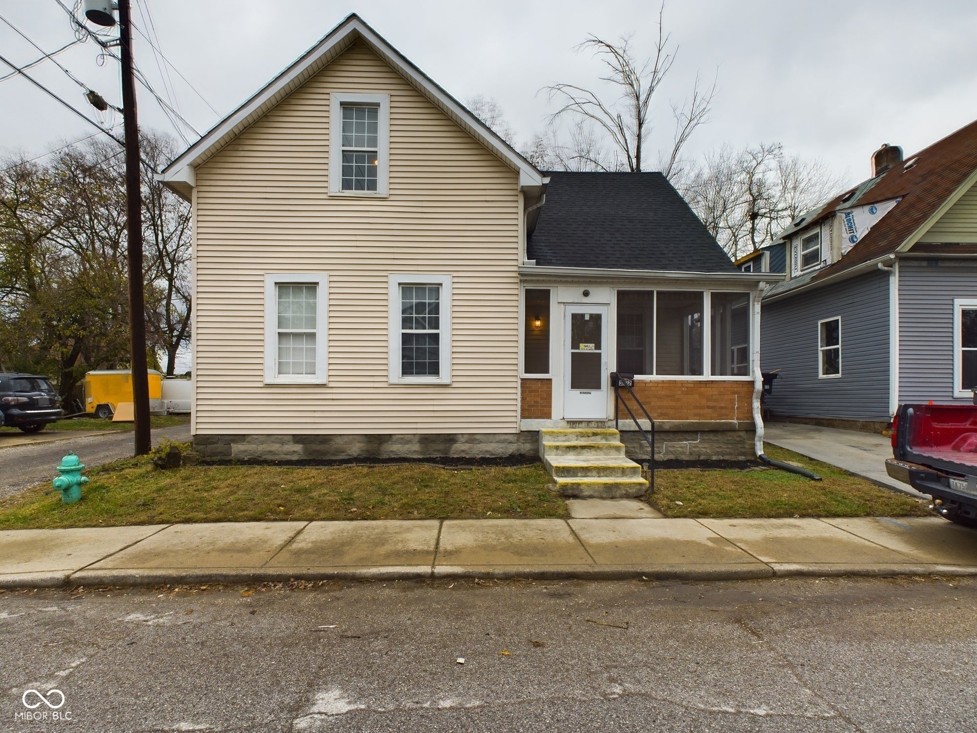 352 W 28th Street, Indianapolis