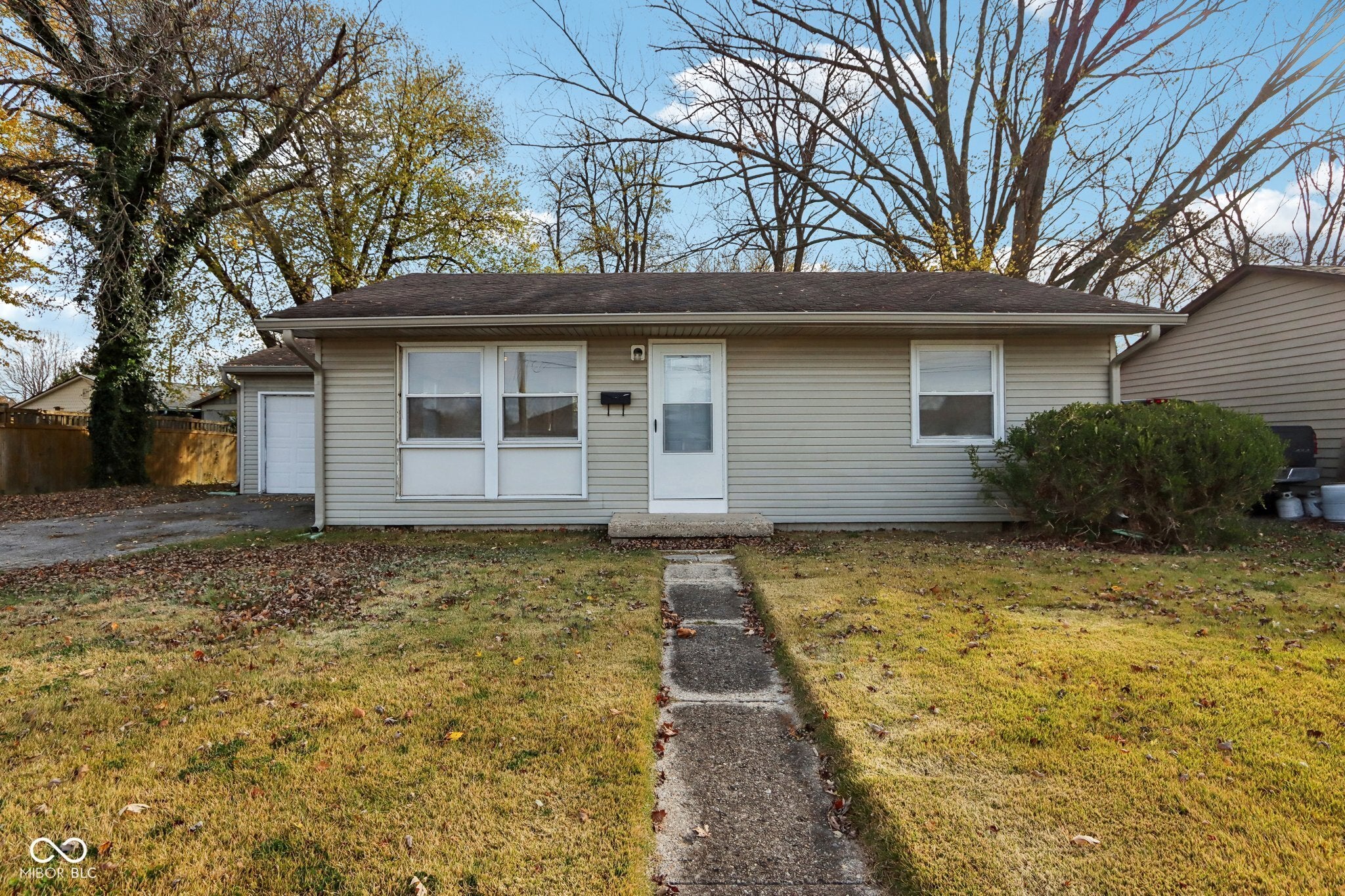 Photo of 115 N Grant Street Brownsburg, IN 46112