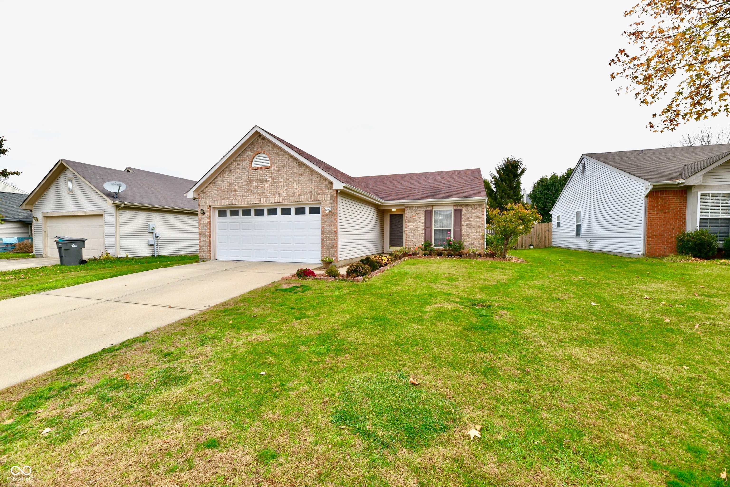 8431 Fort Sumter Drive, Indianapolis