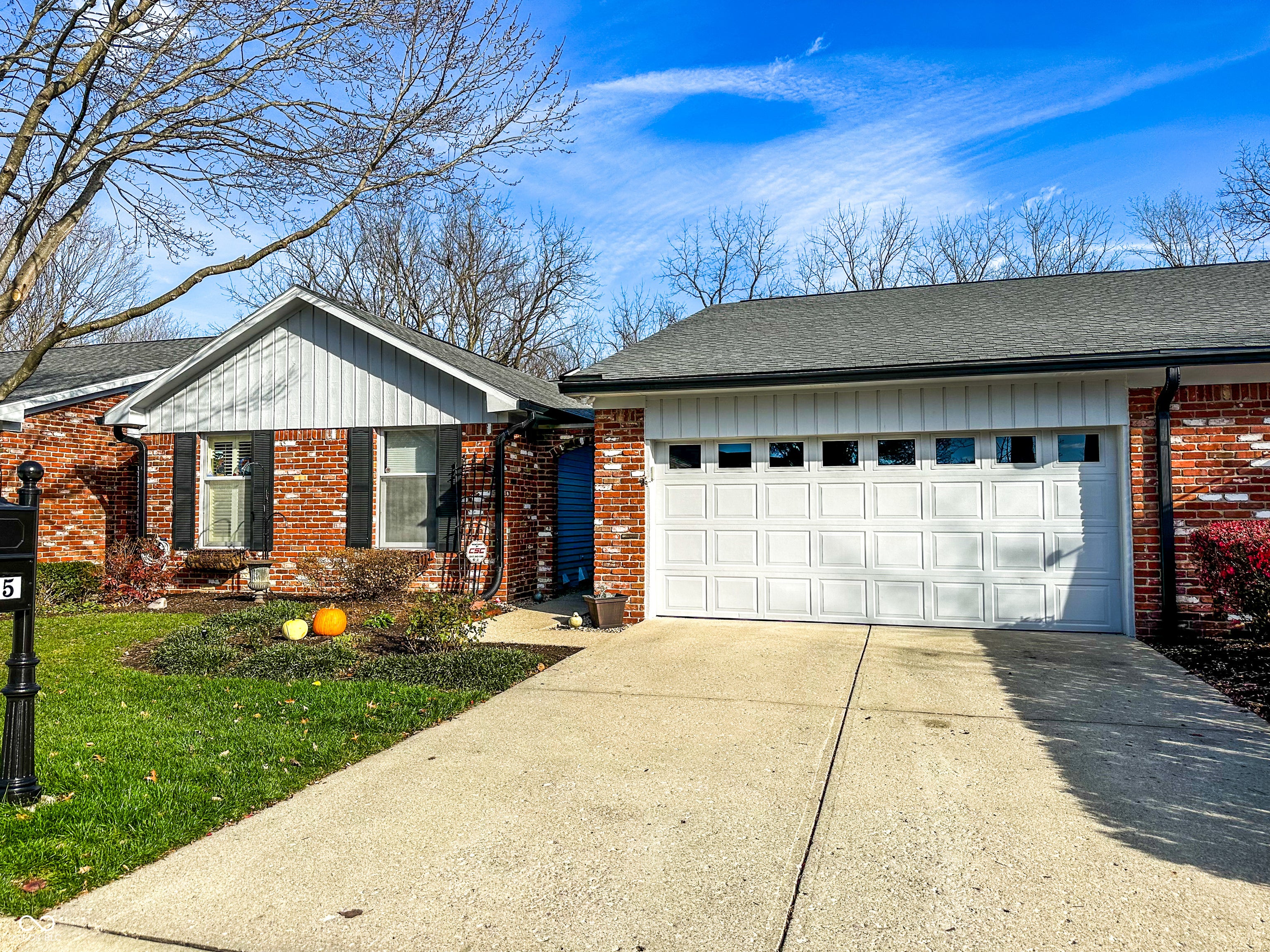 8505 Quail Hollow Road, Indianapolis