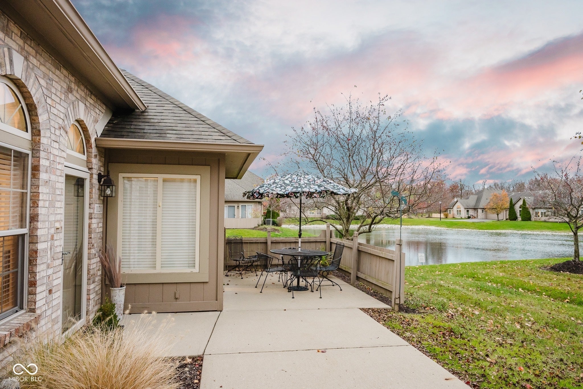 Photo of 11211 Courtyard Way Fishers, IN 46038