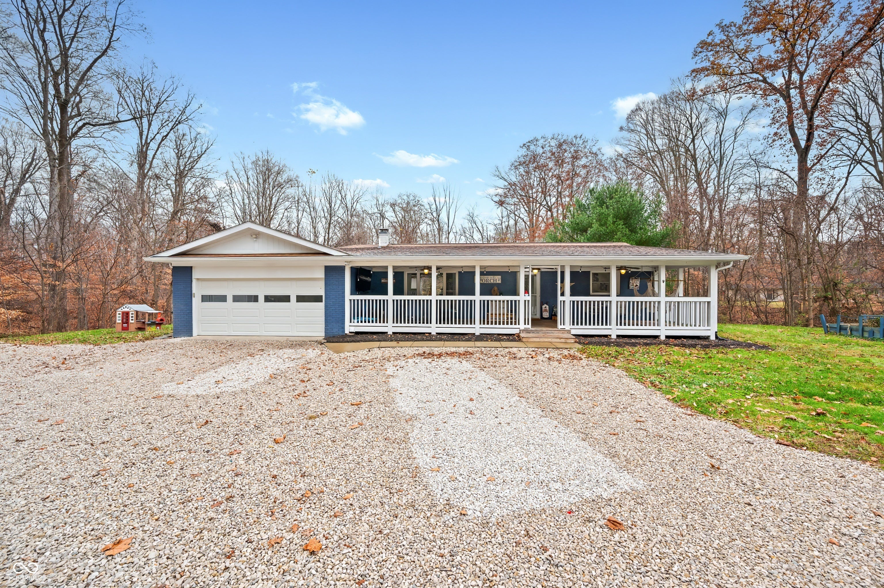 2507 S Edgewood Cove, Martinsville