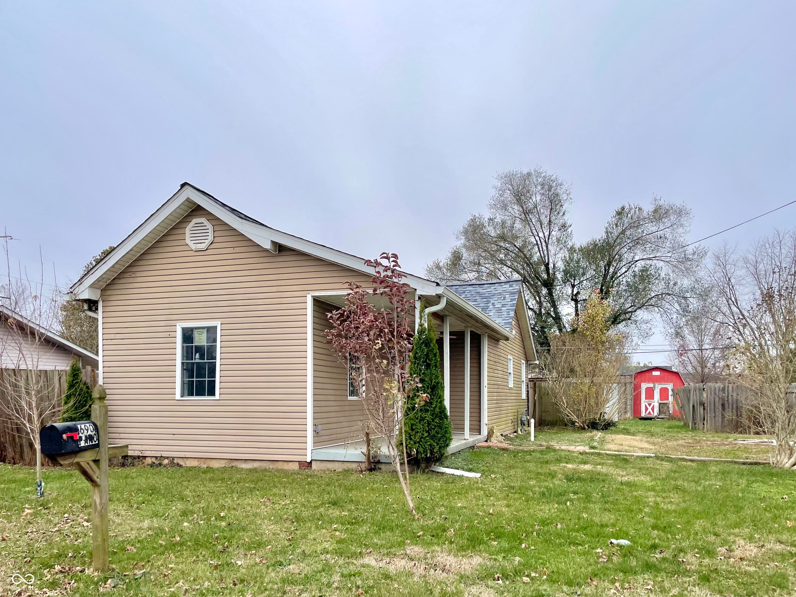 690 N Marion Street, Martinsville