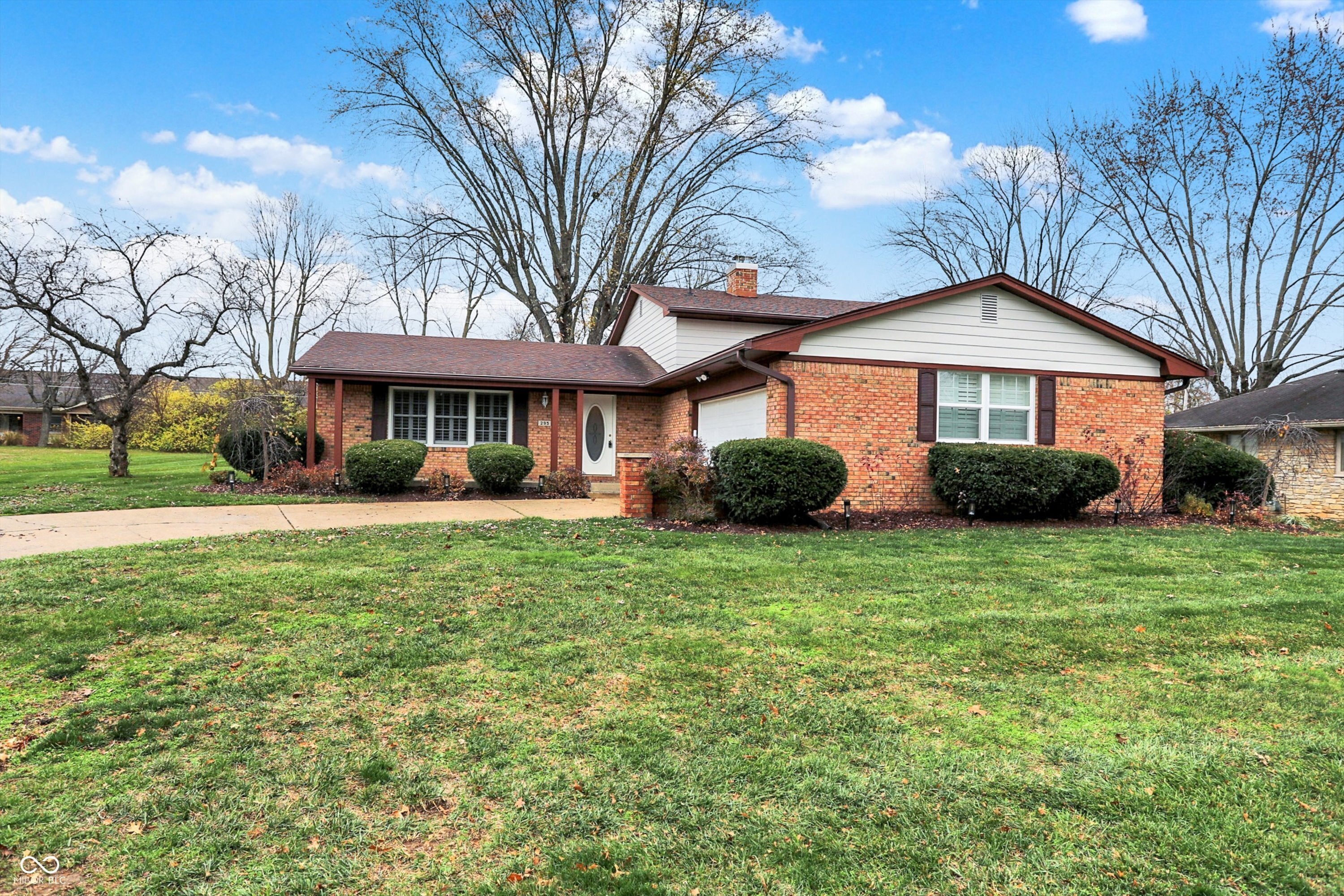 295 N Restin Road, Greenwood