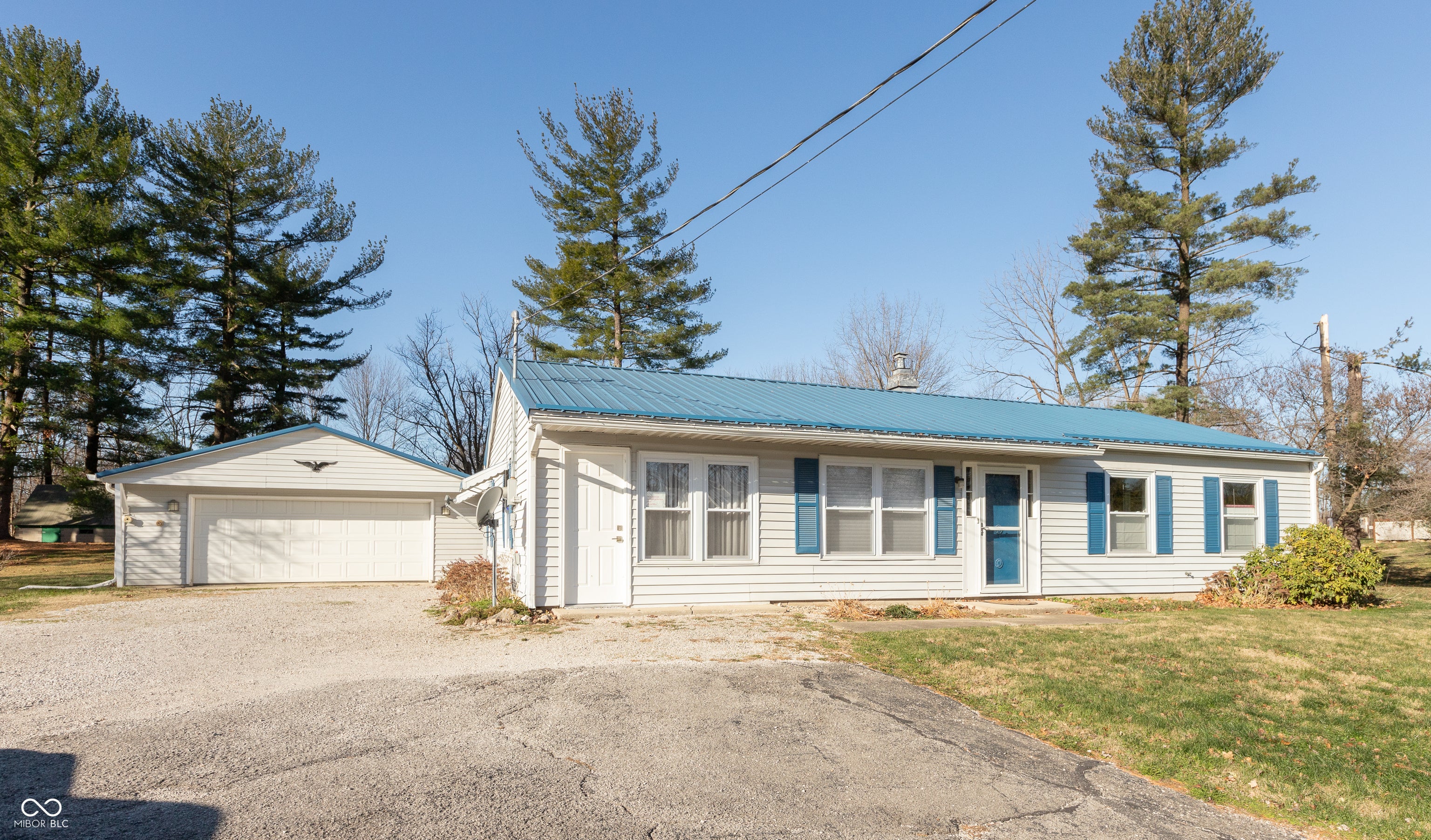 2231 N Hartstrait Road, Bloomington