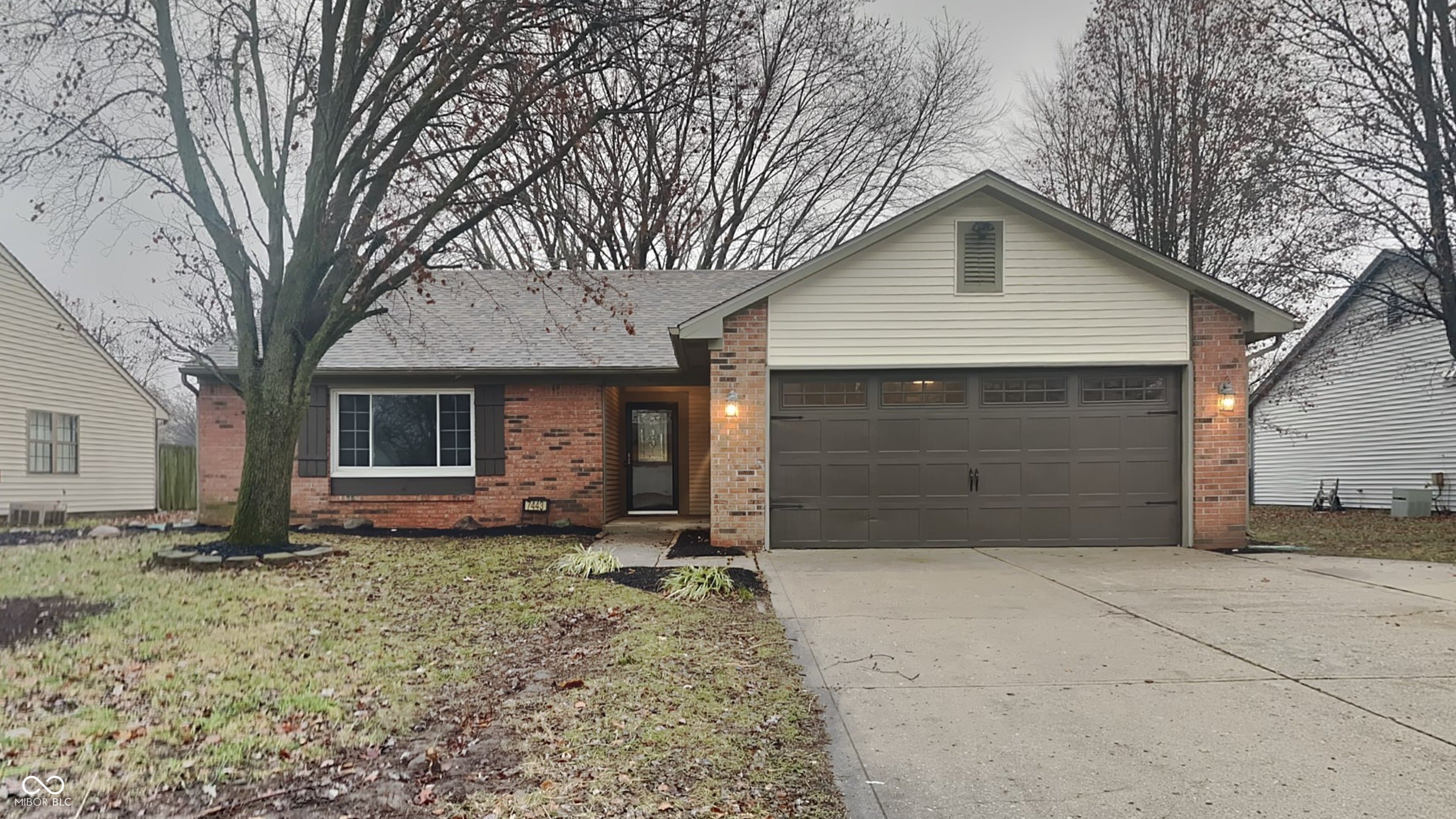 7443 Pebblebrook E Drive, Indianapolis