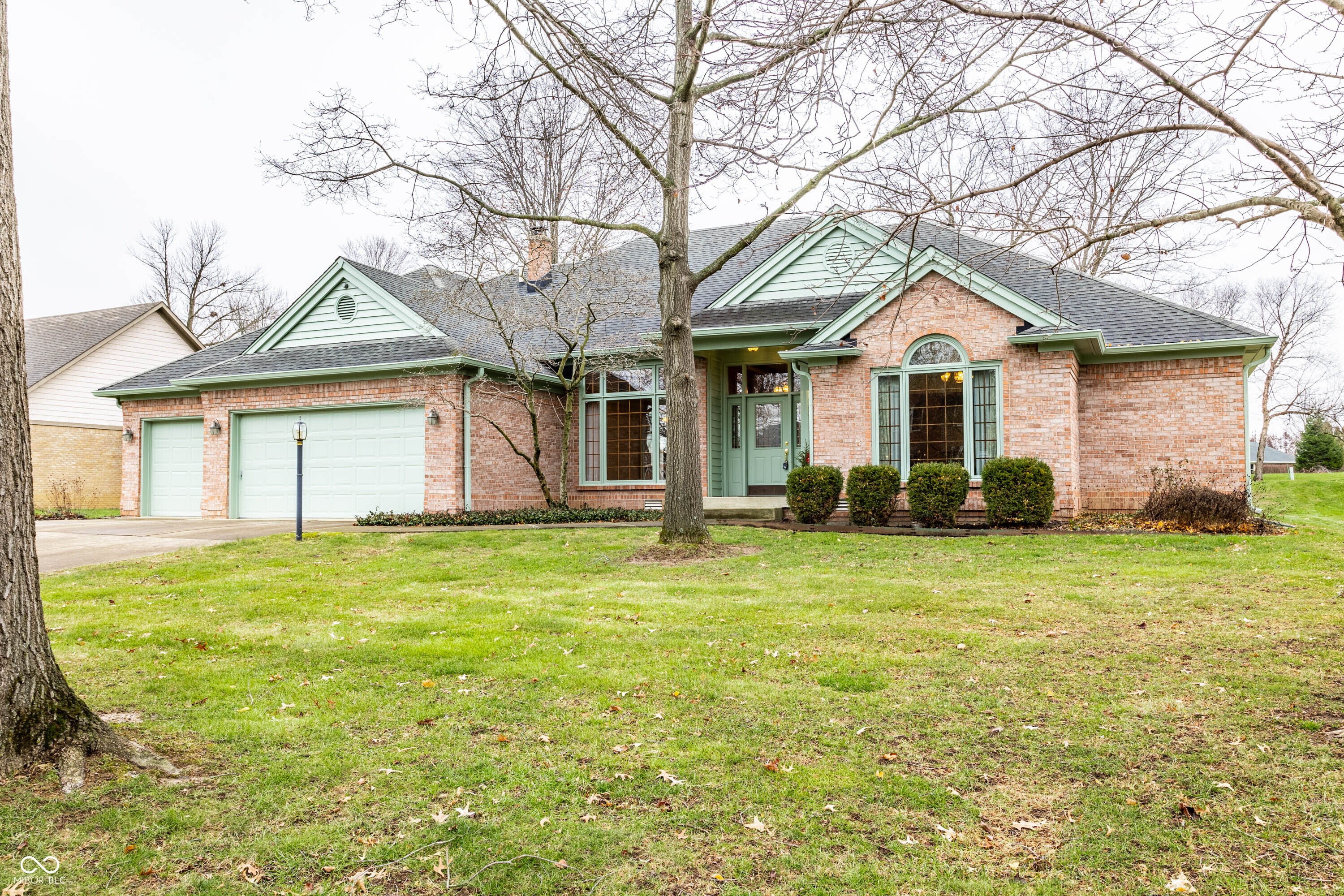 121 Derbyshire Drive, Indianapolis