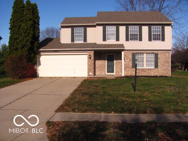 10604 Creekside Woods Drive, Indianapolis