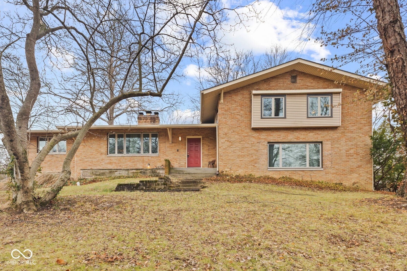 Photo of 4529 Dickson Road Indianapolis, IN 46226