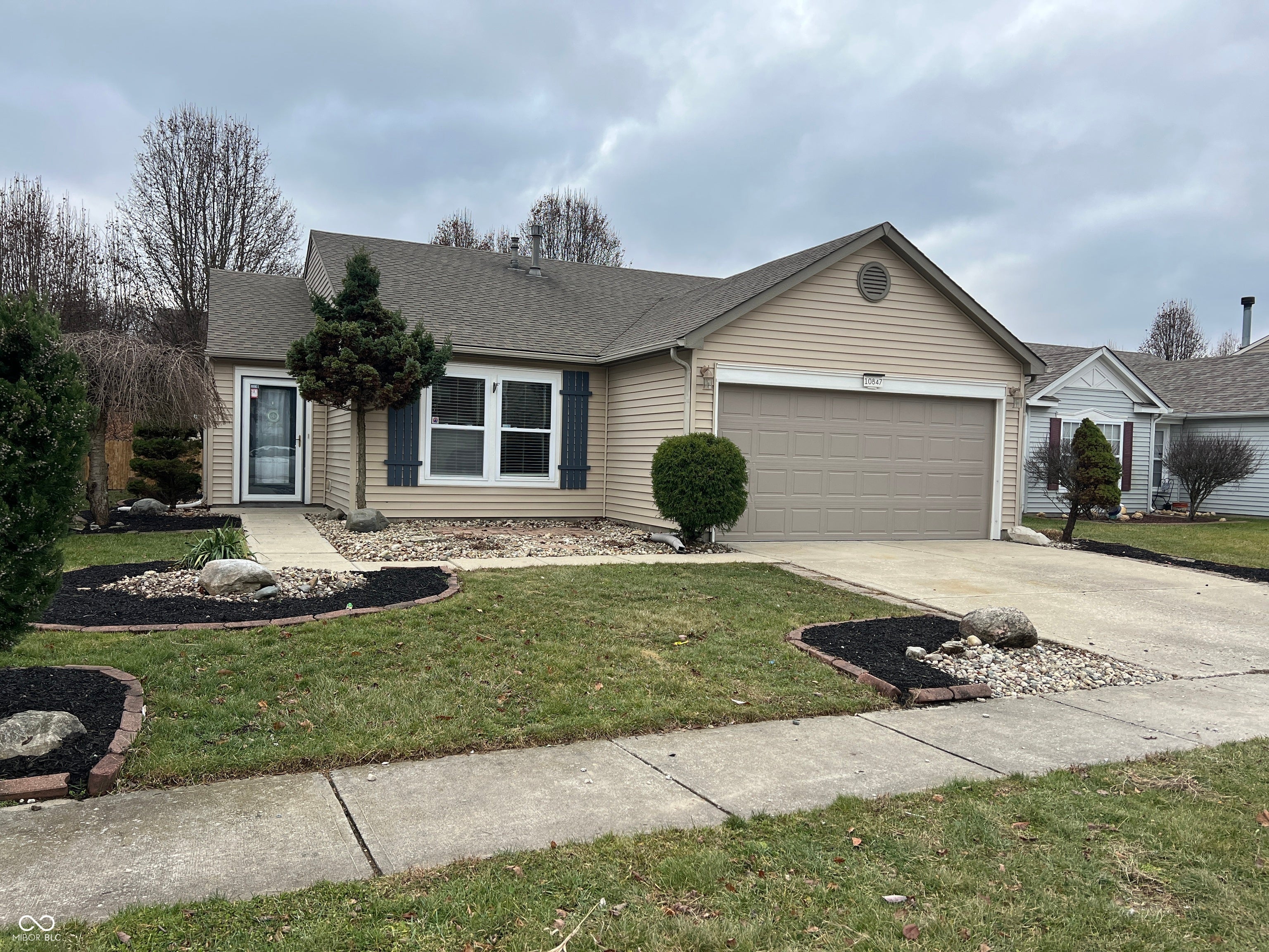 10847 Firefly Circle, Indianapolis