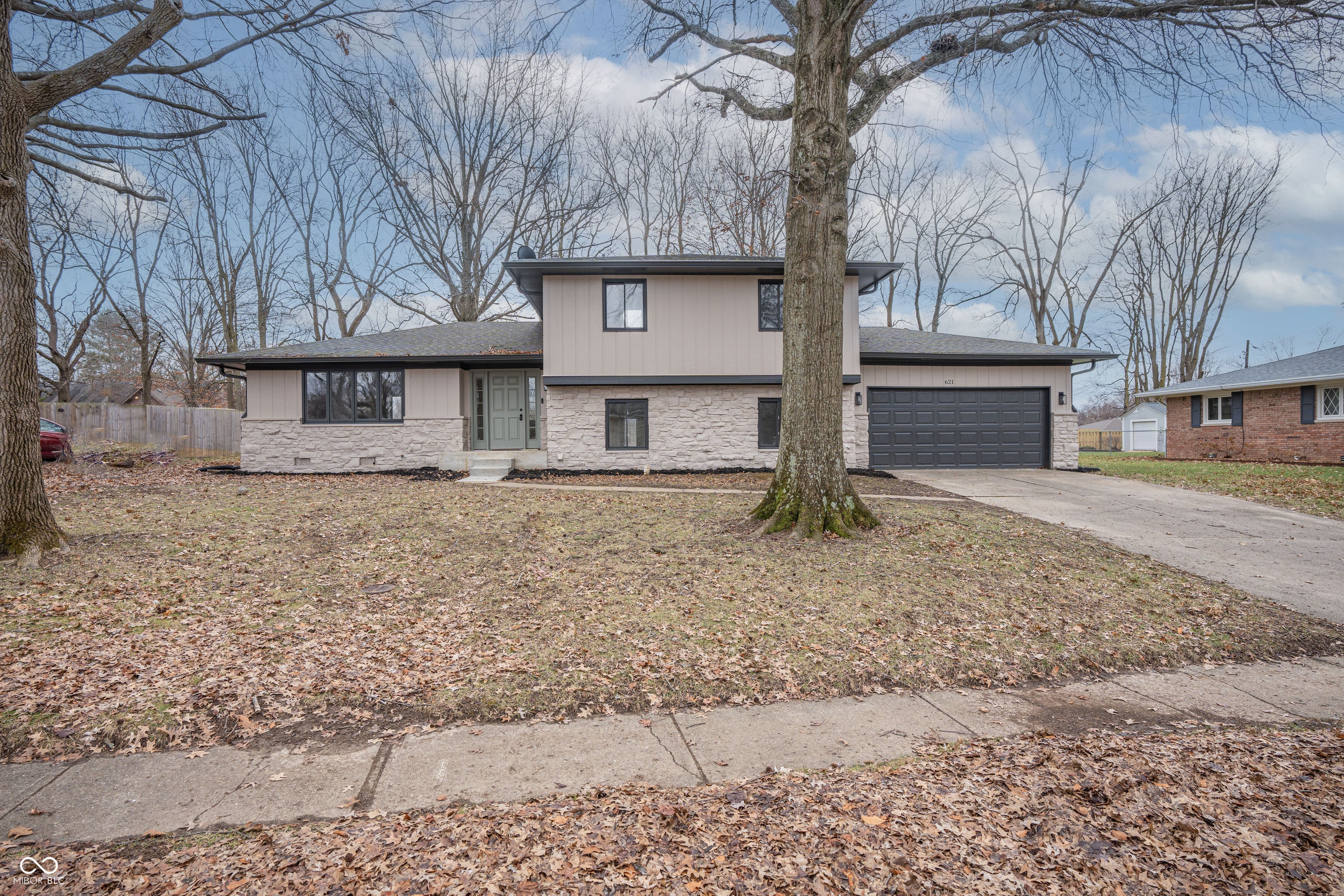 621 Mellowood Drive, Indianapolis