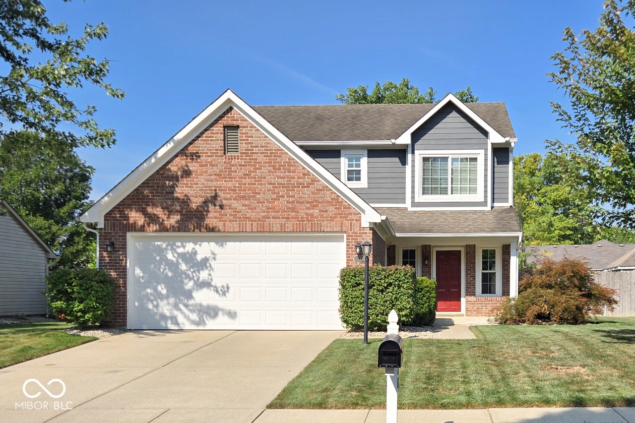 Photo of 5810 Spring Oaks Way Indianapolis, IN 46237