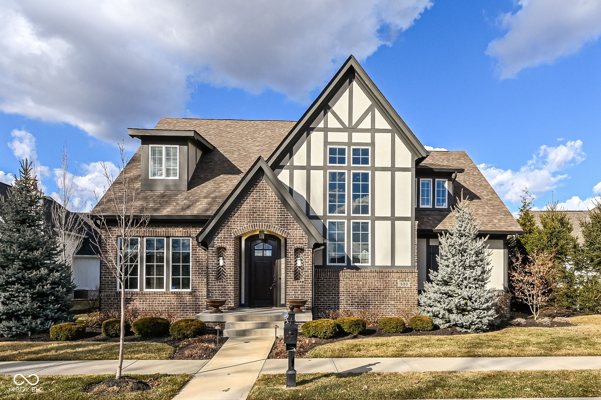 Photo of 520 Bridgemont Lane Carmel, IN 46032