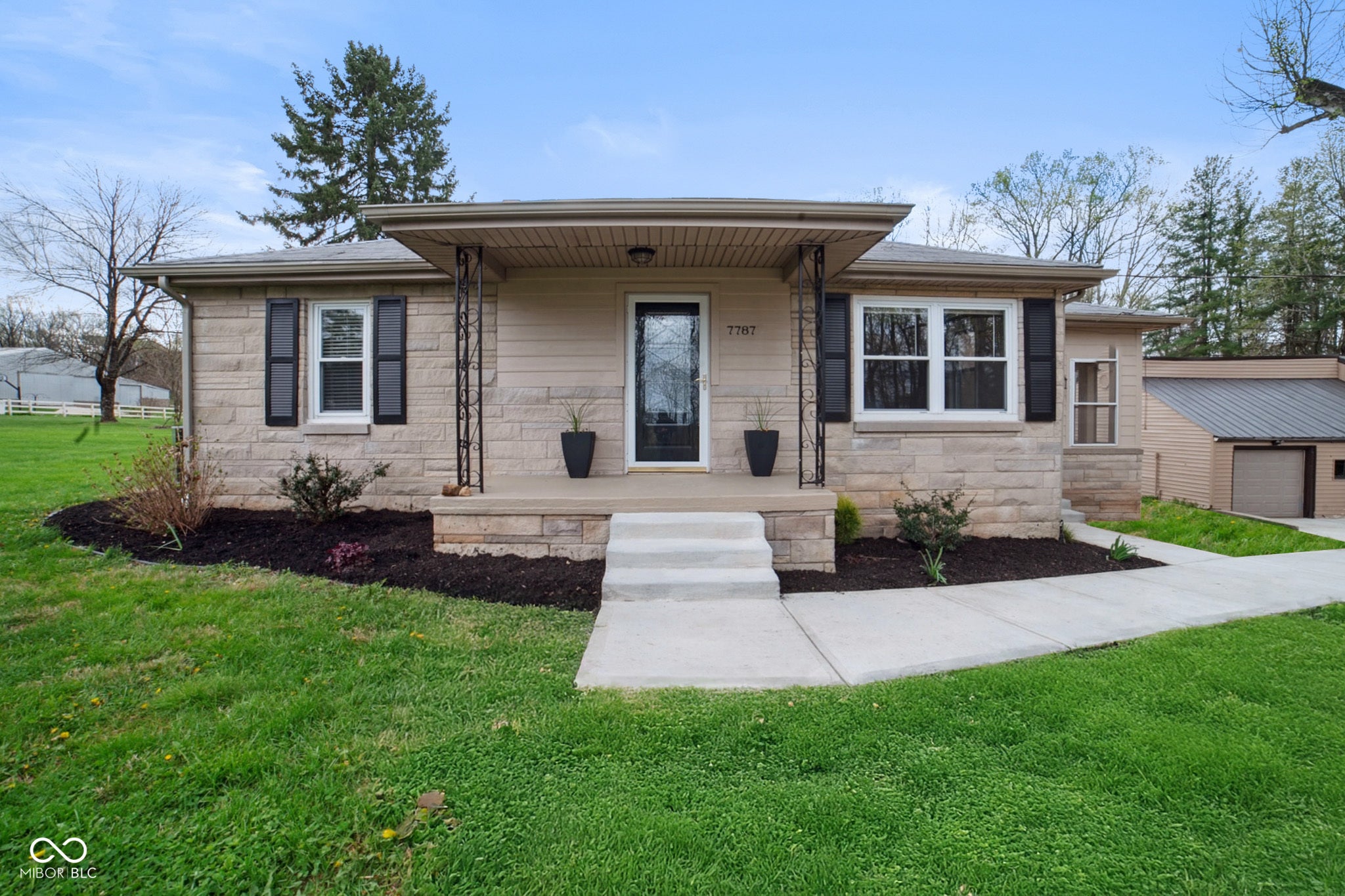 7787 E County Road 50 N, Seymour