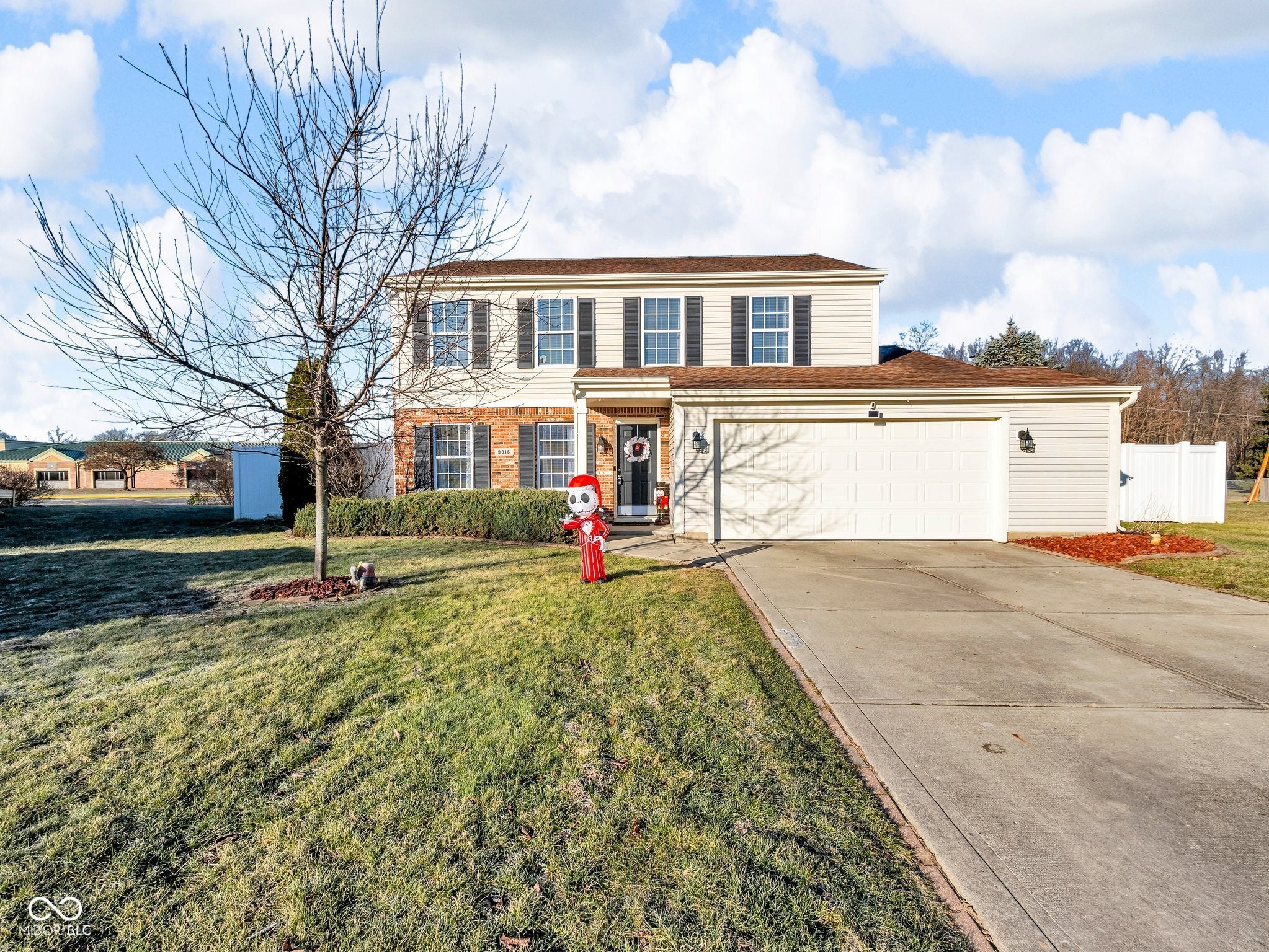 Photo of 9916 Wellsford Circle Indianapolis, IN 46236