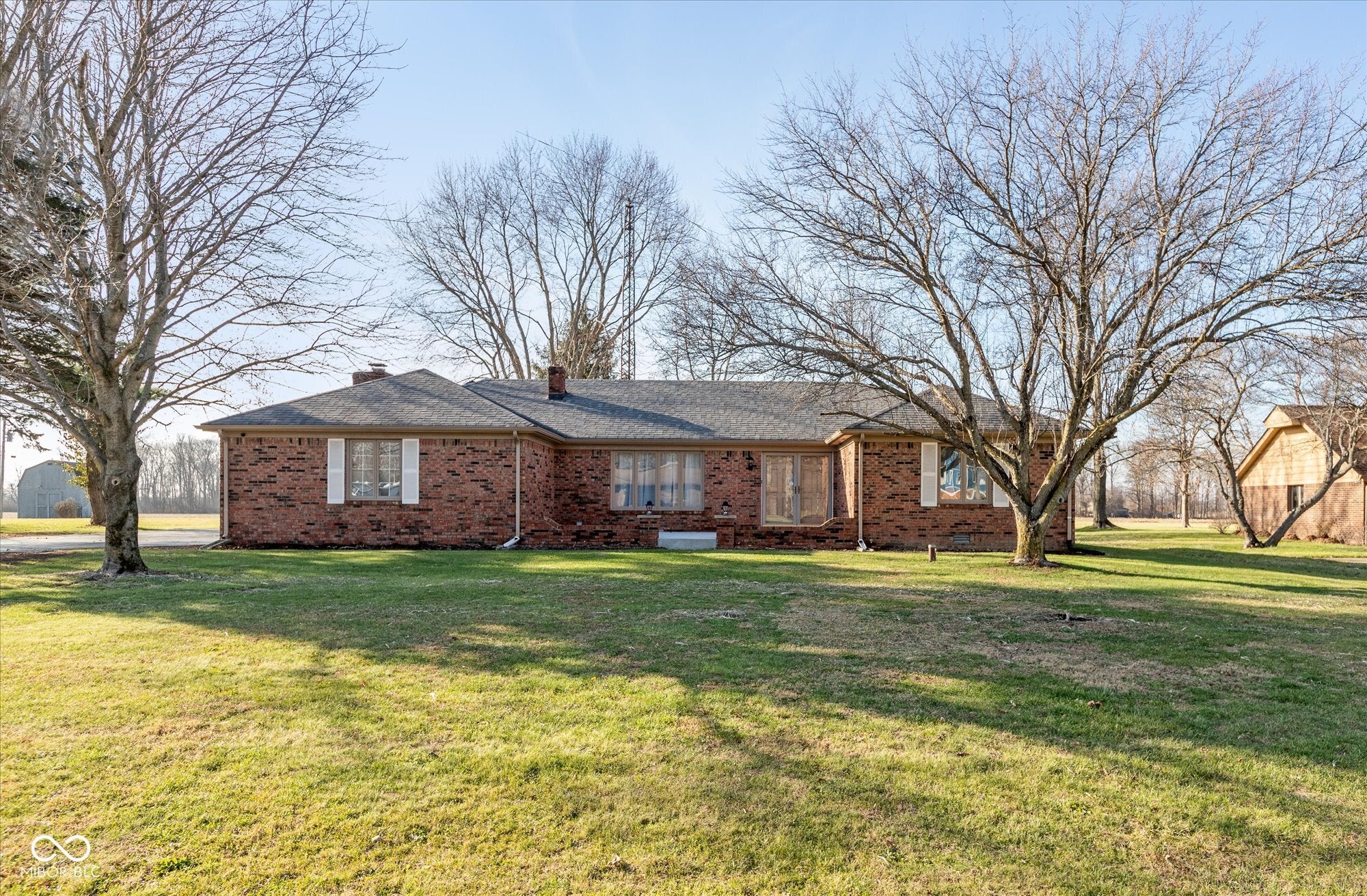 1028 S Country Lane, Greenfield