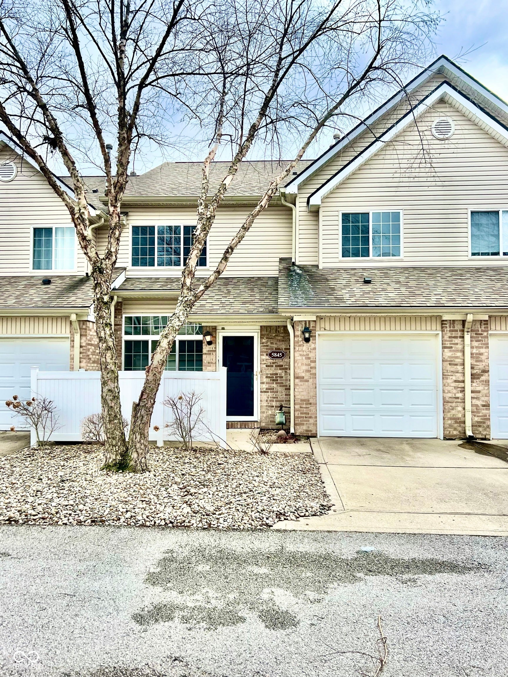 5845 Shipwatch Place, Indianapolis