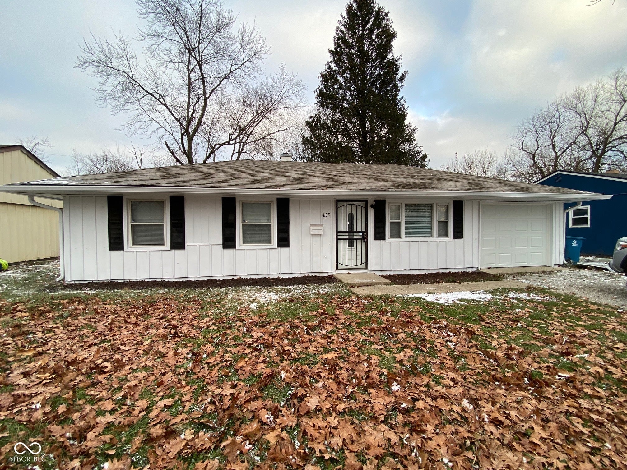 Photo of 4103 Aspen Way Indianapolis, IN 46226