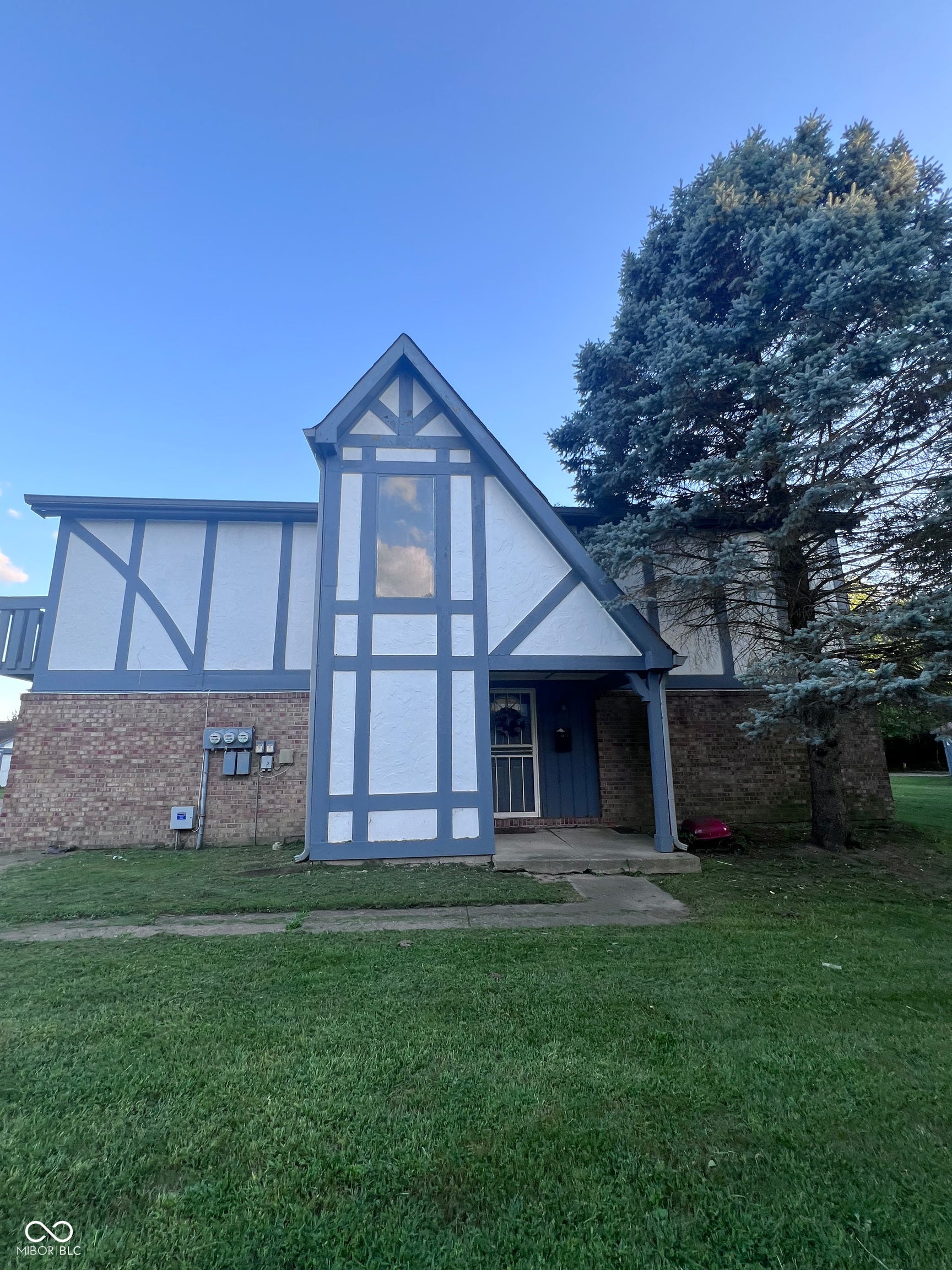 3674 Newgate Lane, Indianapolis