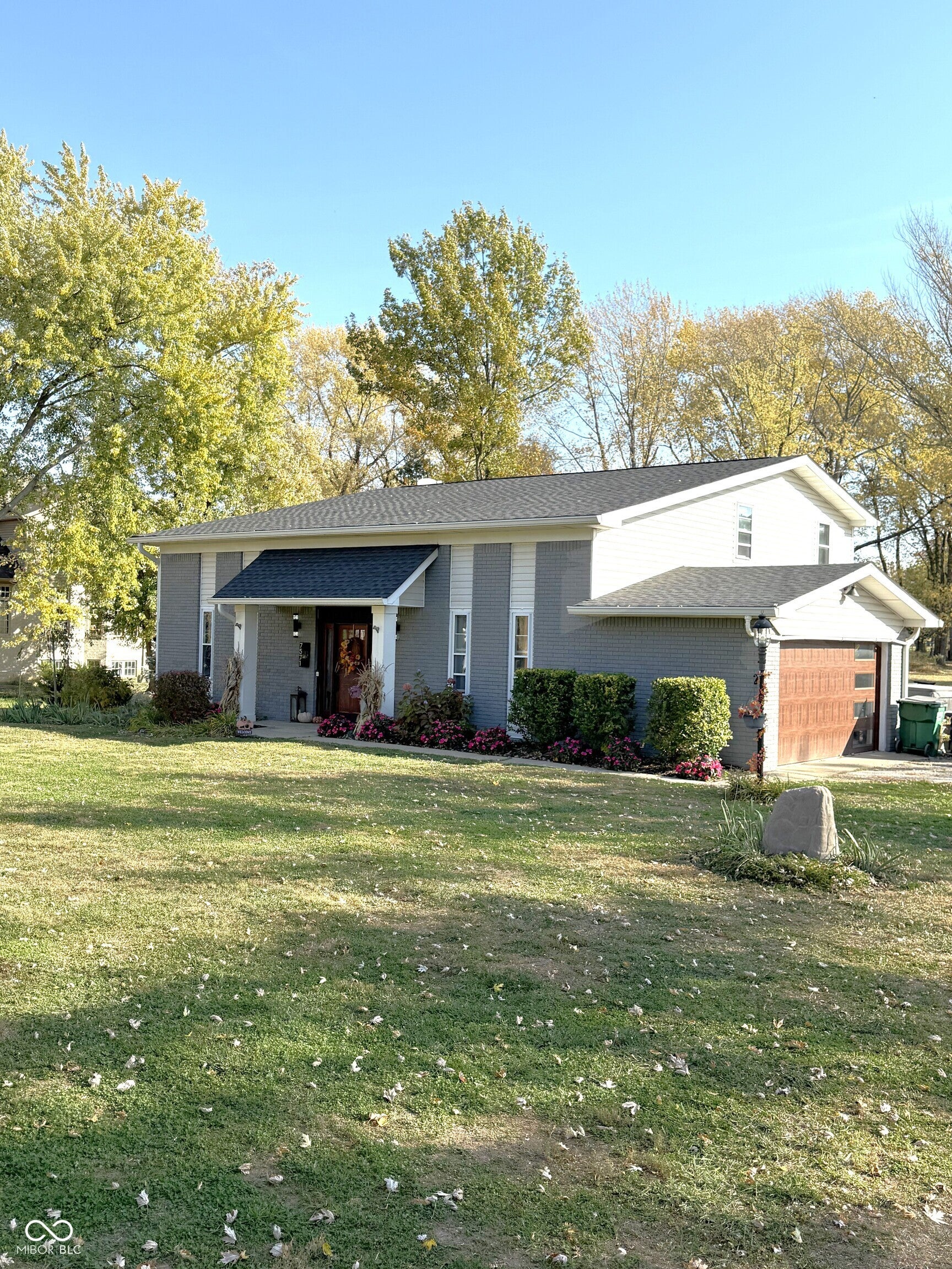 Photo of 7571 S County Road 825 E Plainfield, IN 46168