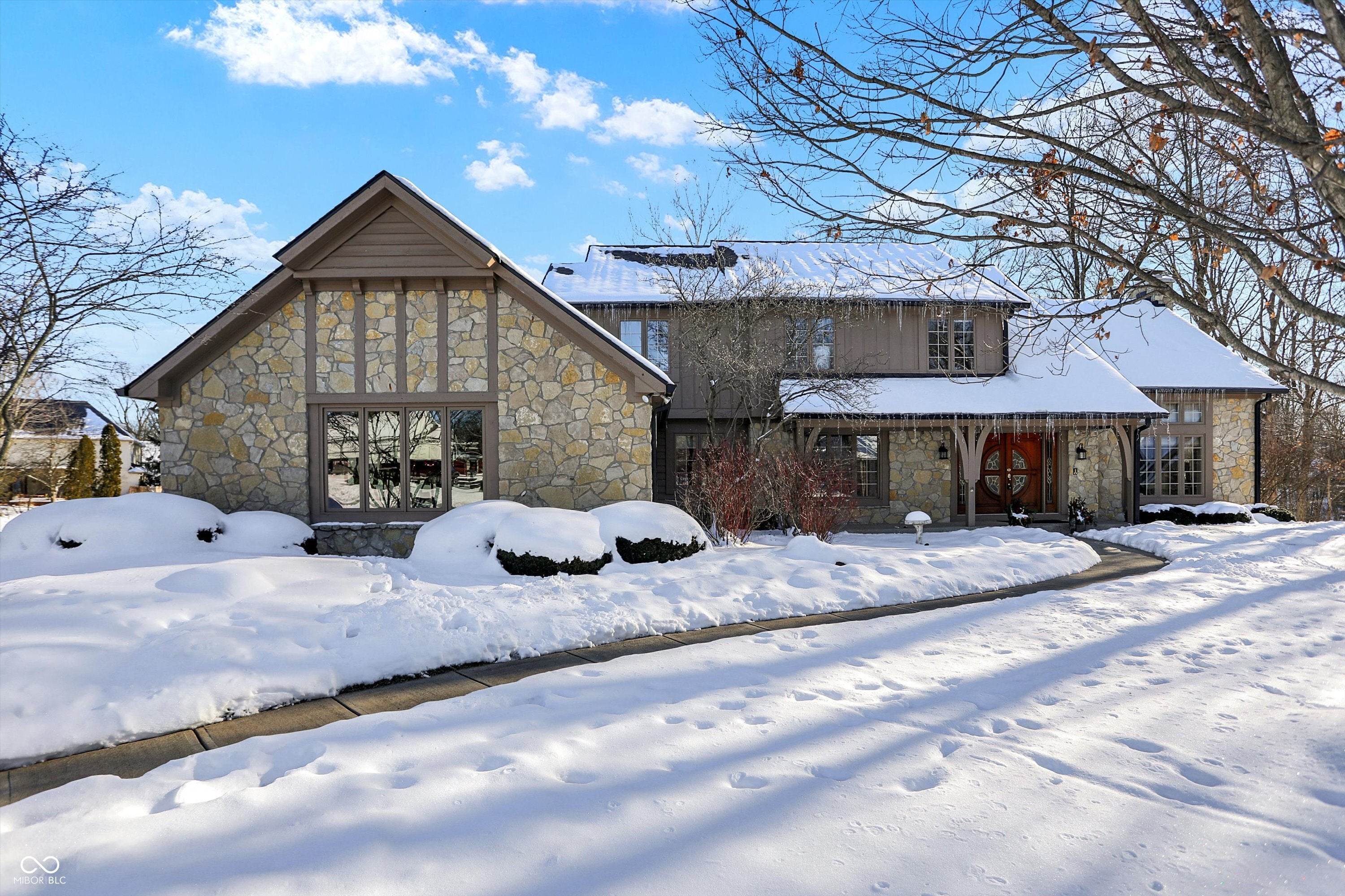 105 S Maxwell Court, Zionsville