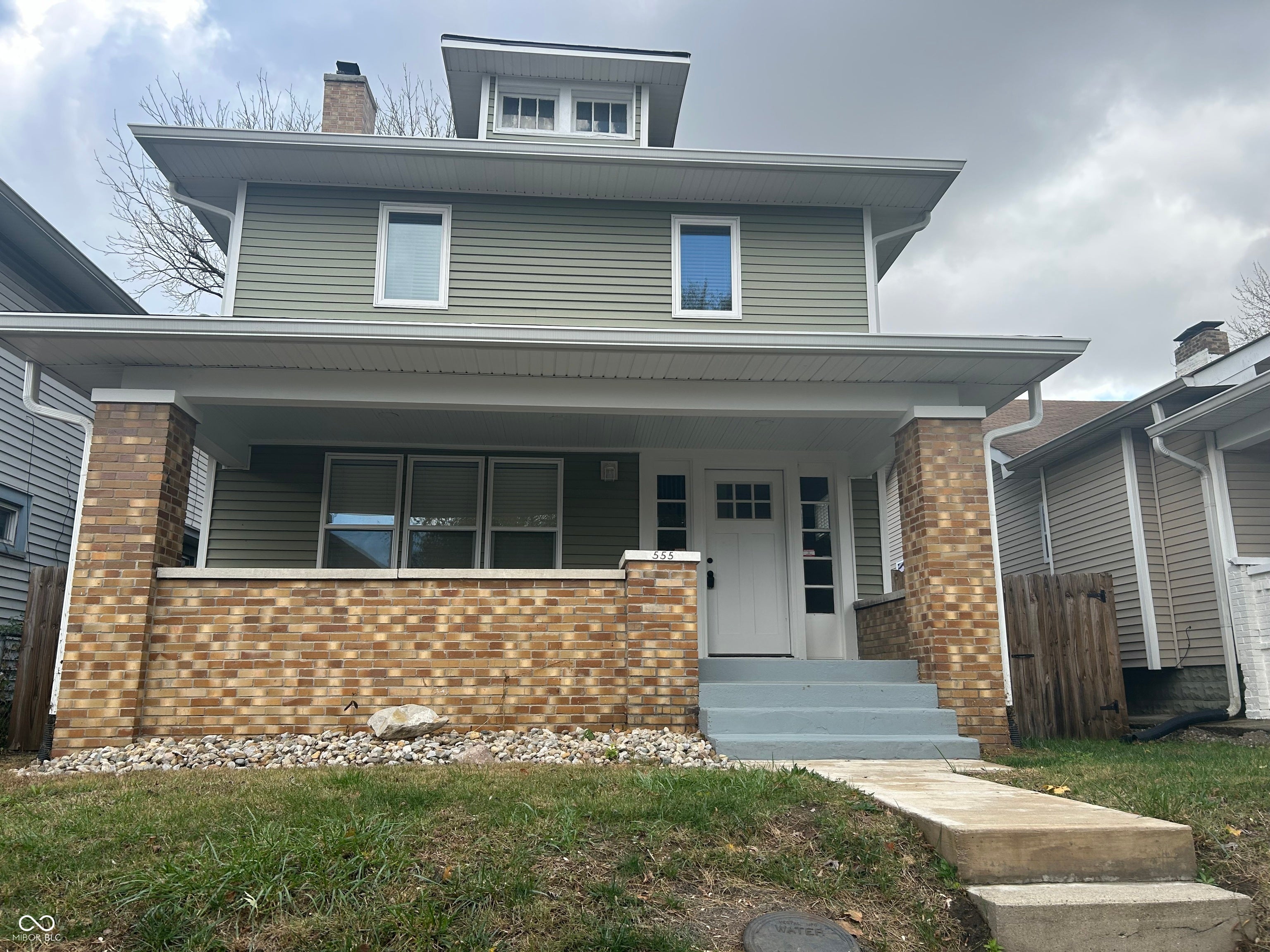 555 N Oakland Avenue, Indianapolis