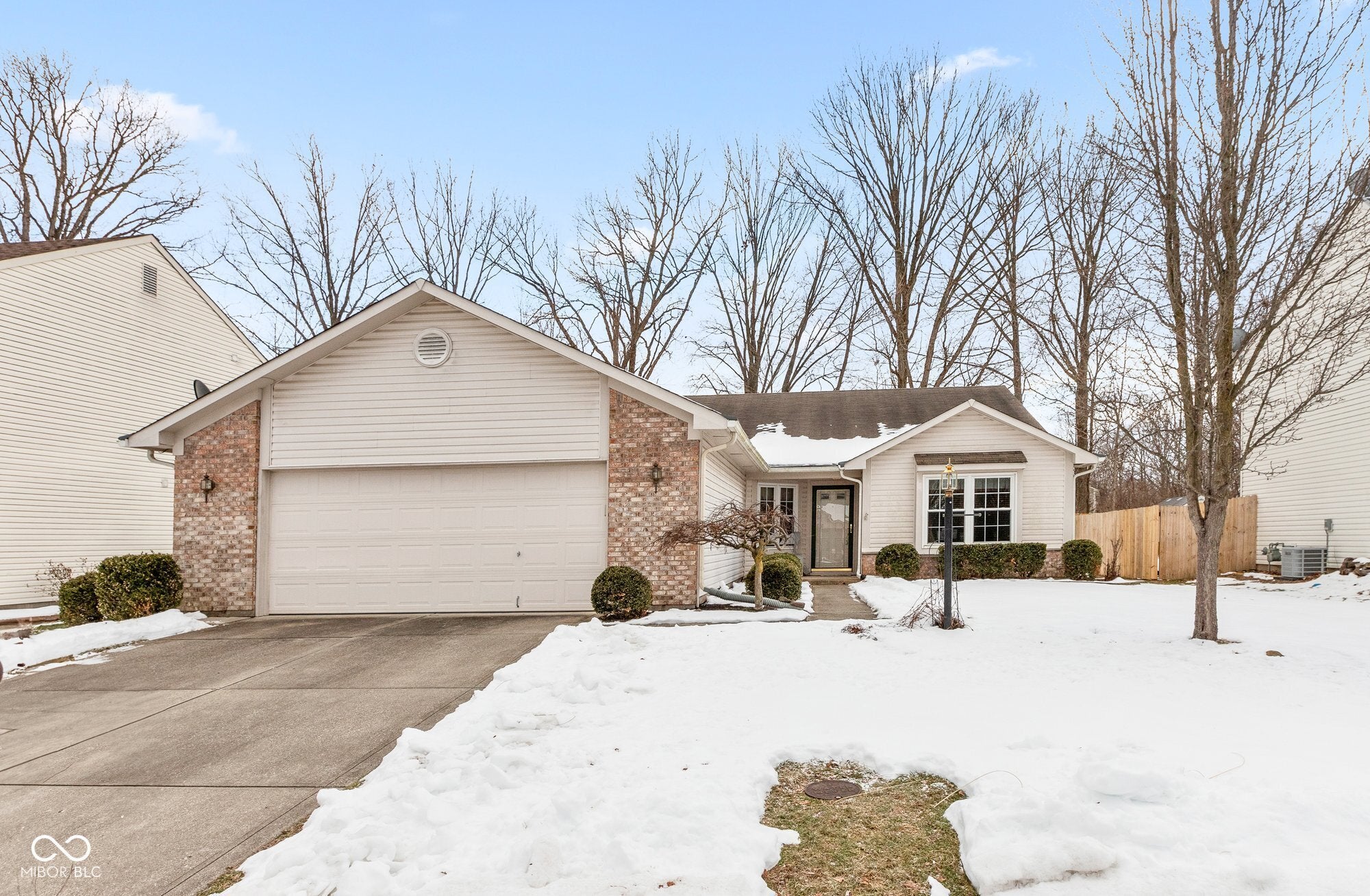 5933 Woodcote Drive, Indianapolis