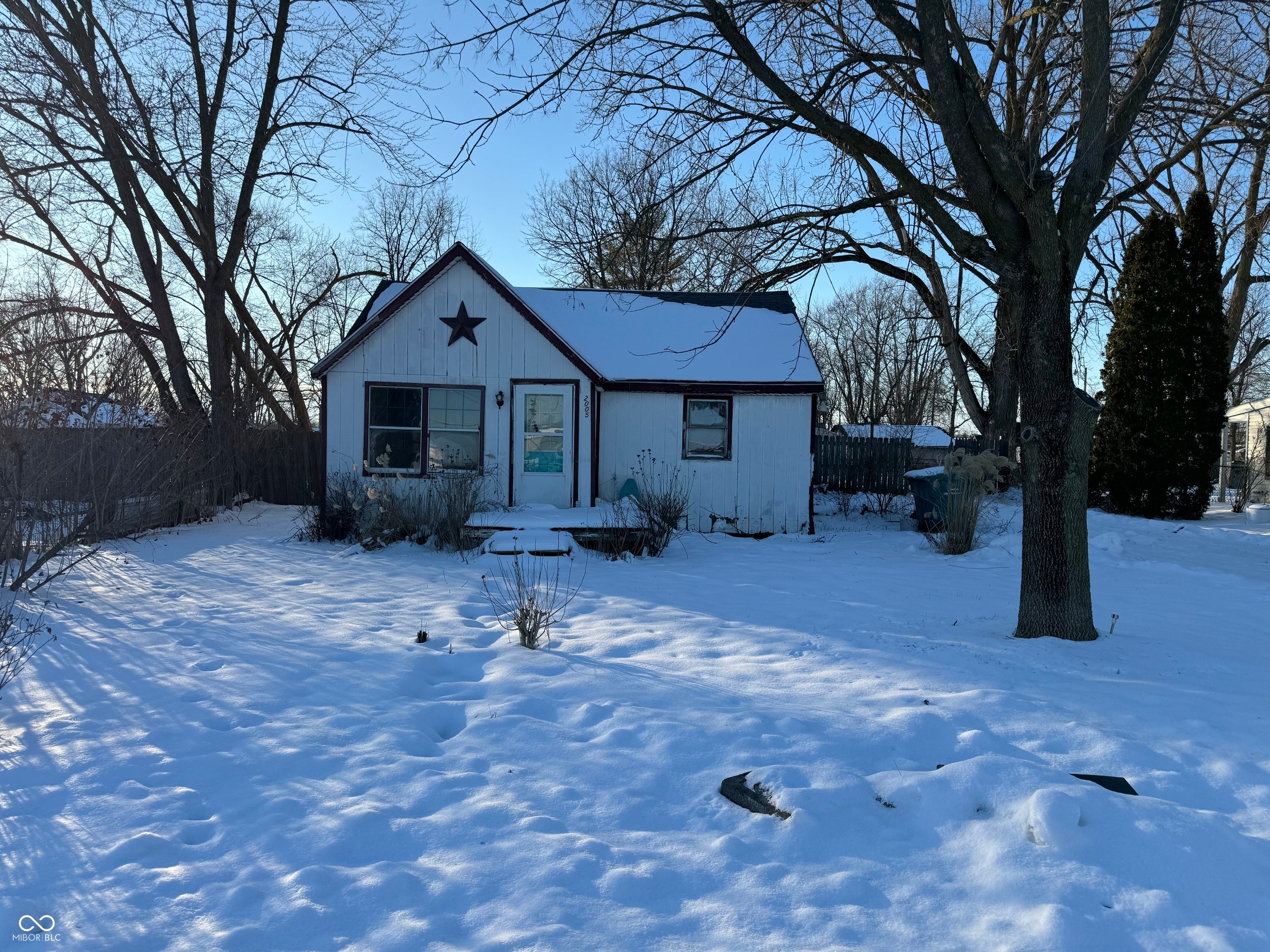 2005 Cottage Avenue, New Castle