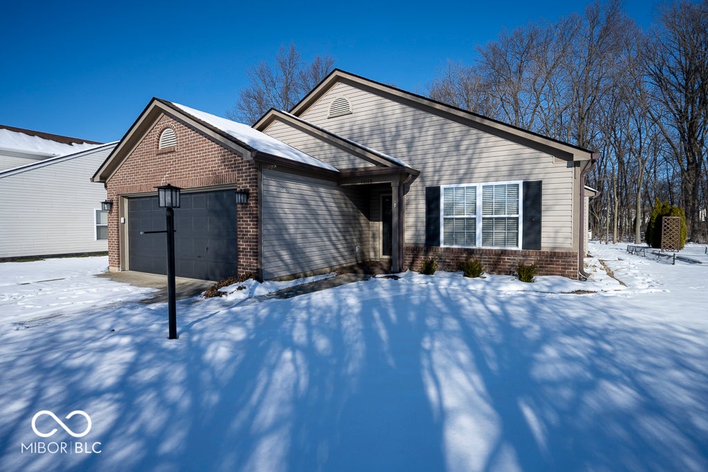 Photo of 14168 Chapelwood Lane Fishers, IN 46037