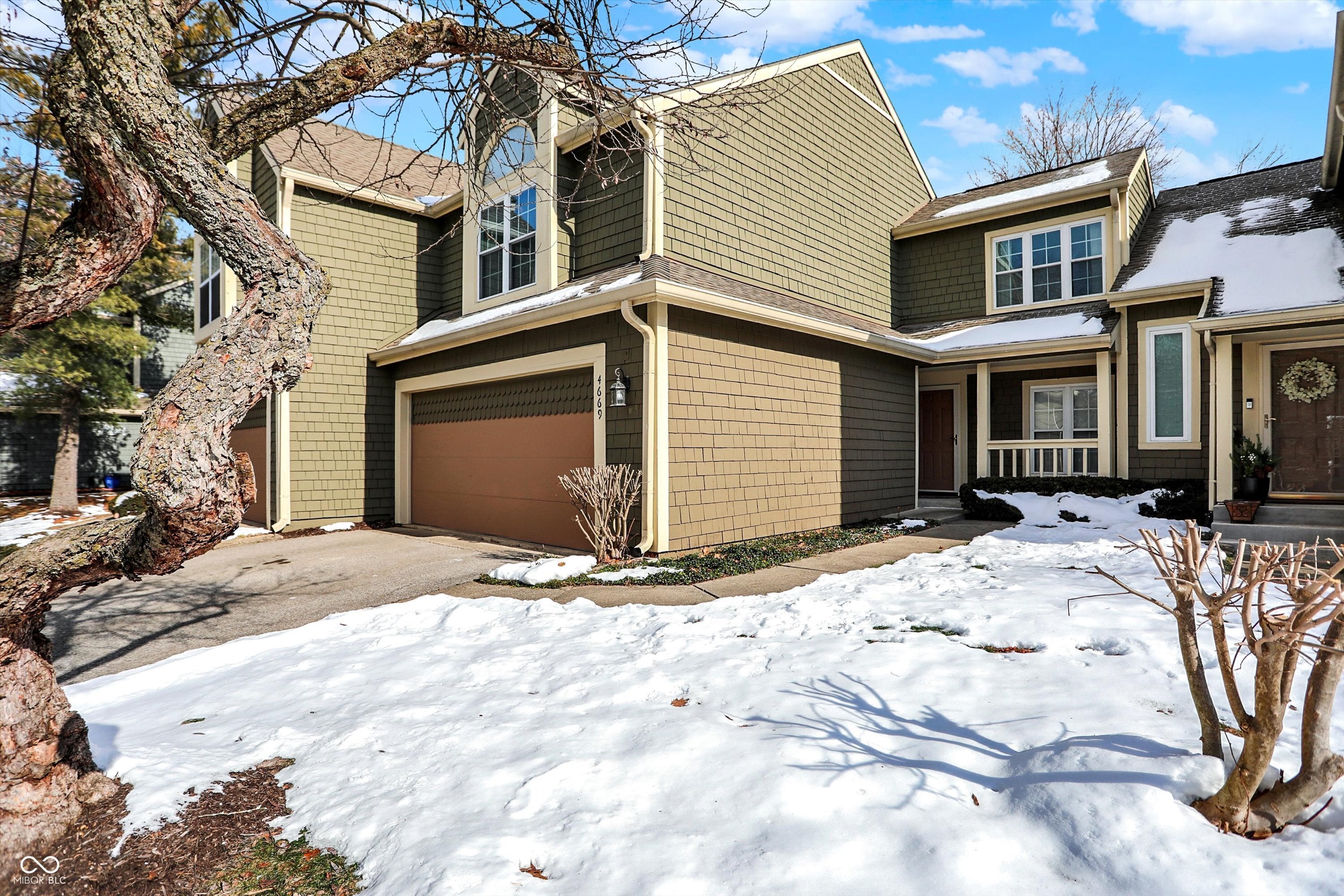 4669 Stansbury Lane, Indianapolis