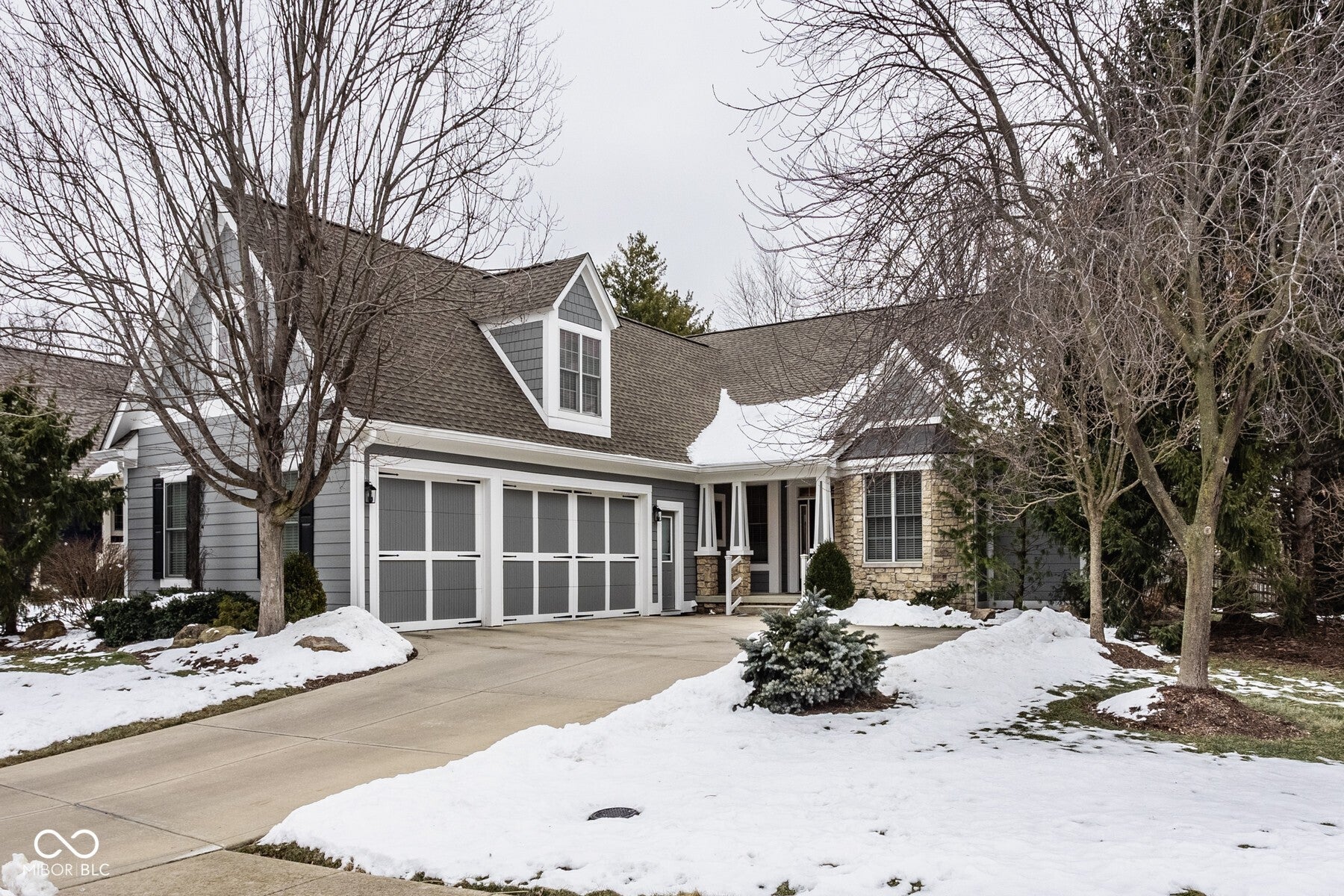 4561 Summersong Road, Zionsville