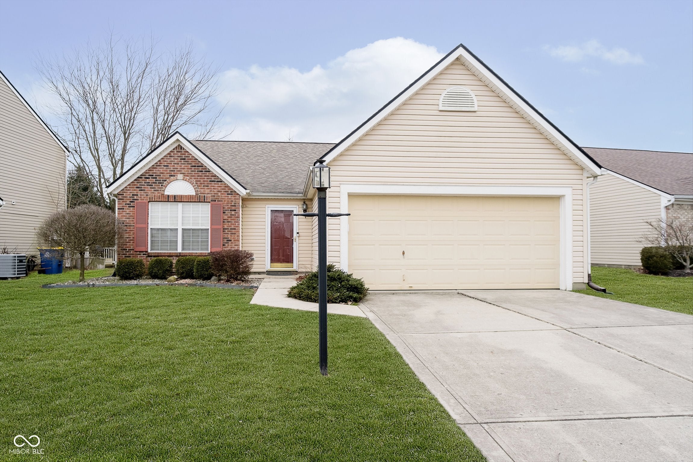 12243 Carriage Stone Drive, Fishers