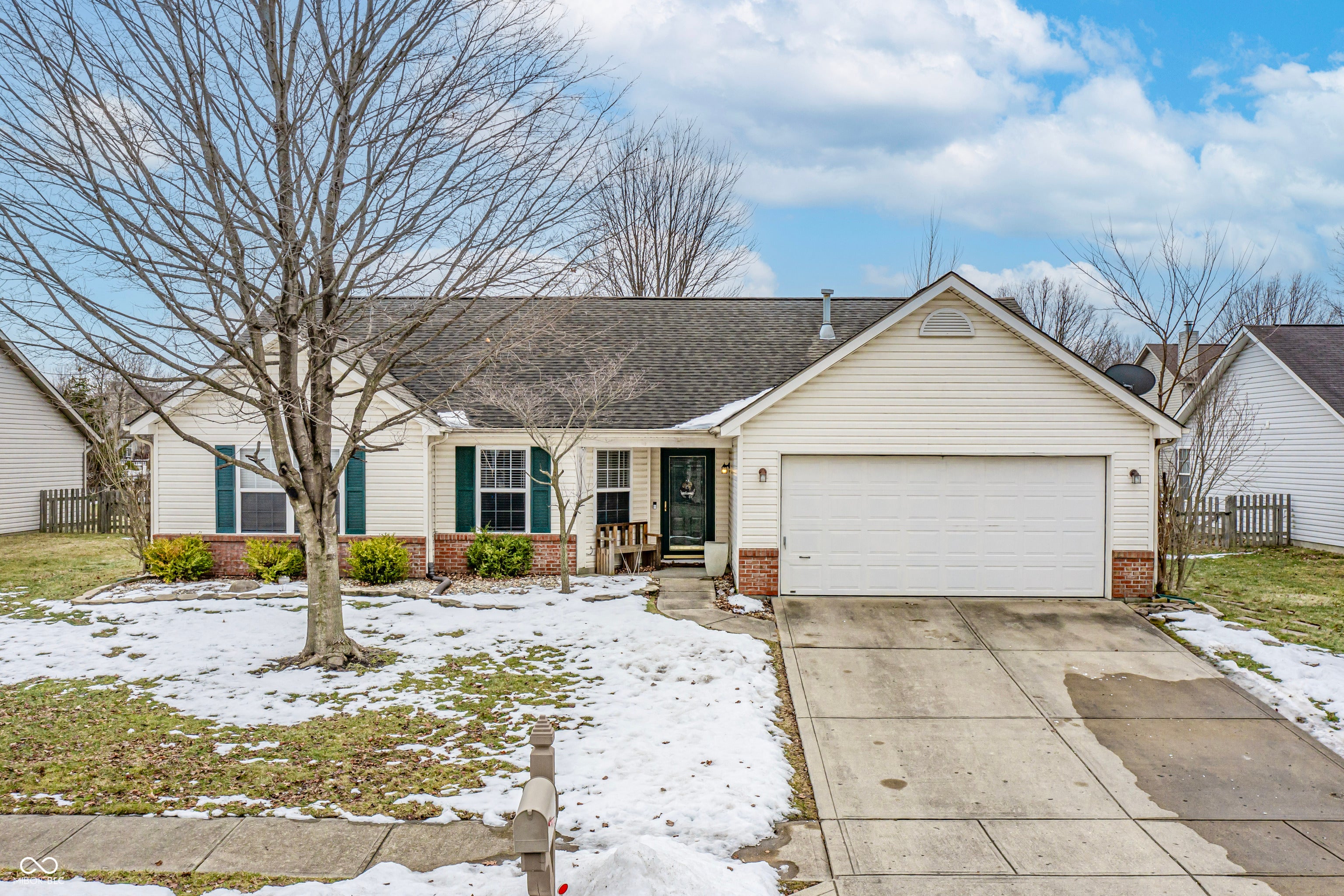 Photo of 10099 Long Meadow Drive Fishers, IN 46038