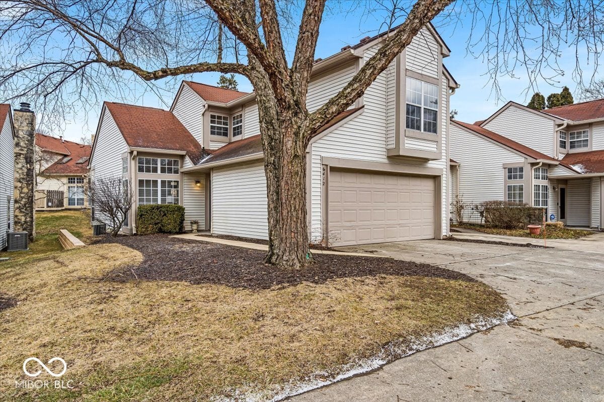 6412 Bay Vista Court, Indianapolis