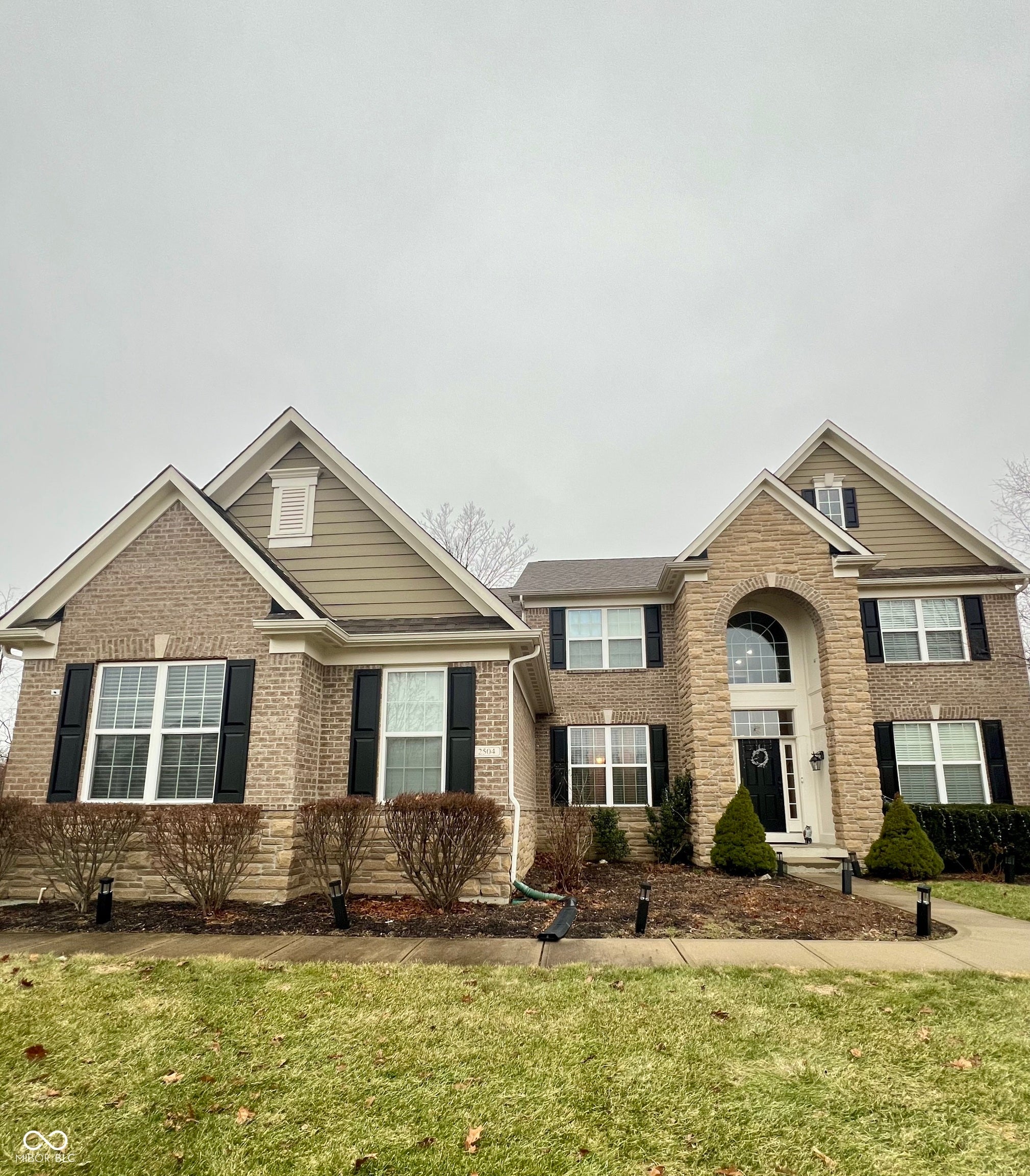 Photo of 2504 Fawn Bluff Court Zionsville, IN 46077