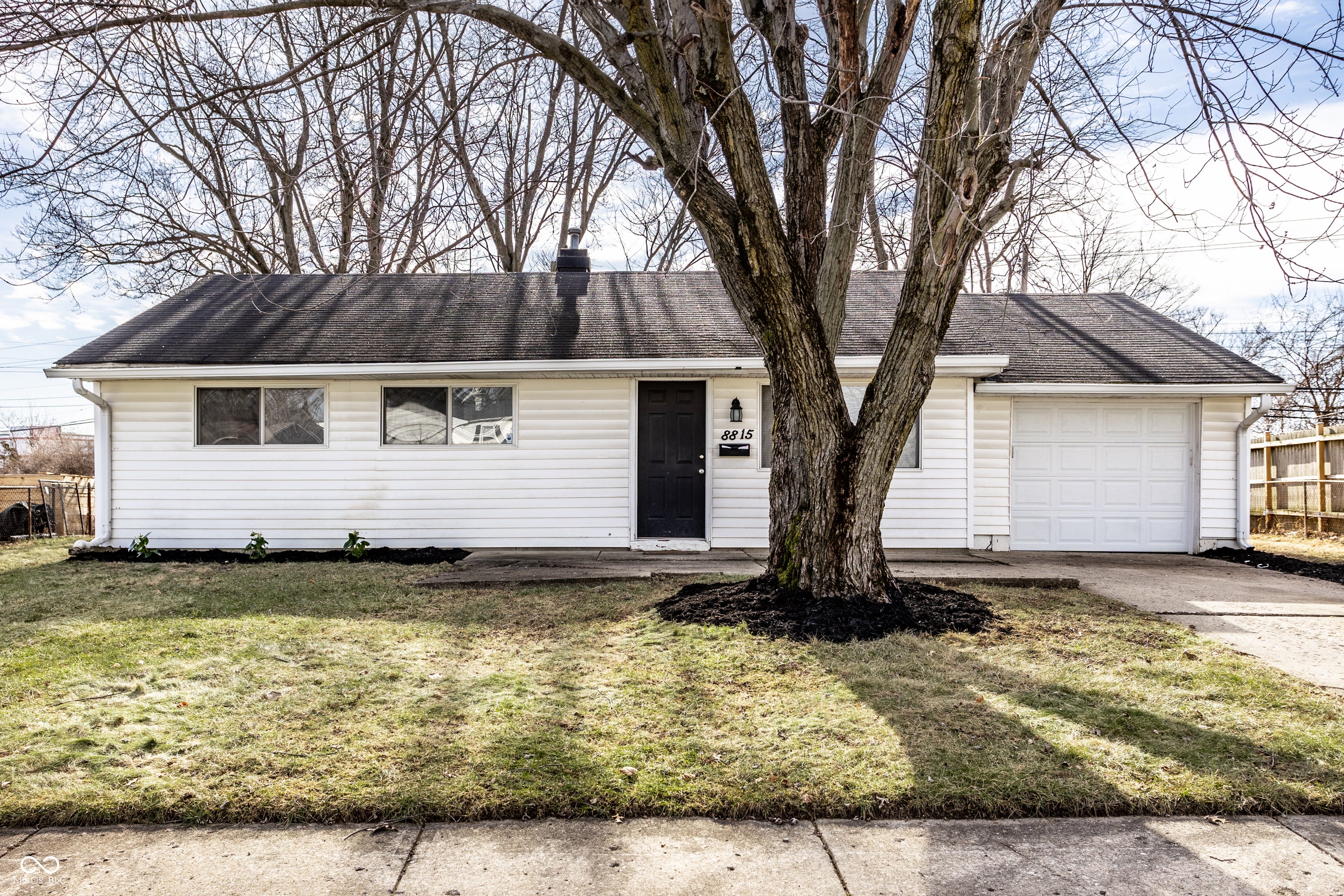 8815 Frontenac Road, Indianapolis