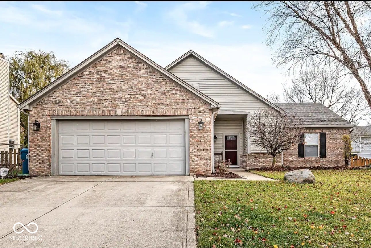 12525 Wolford Drive, Fishers