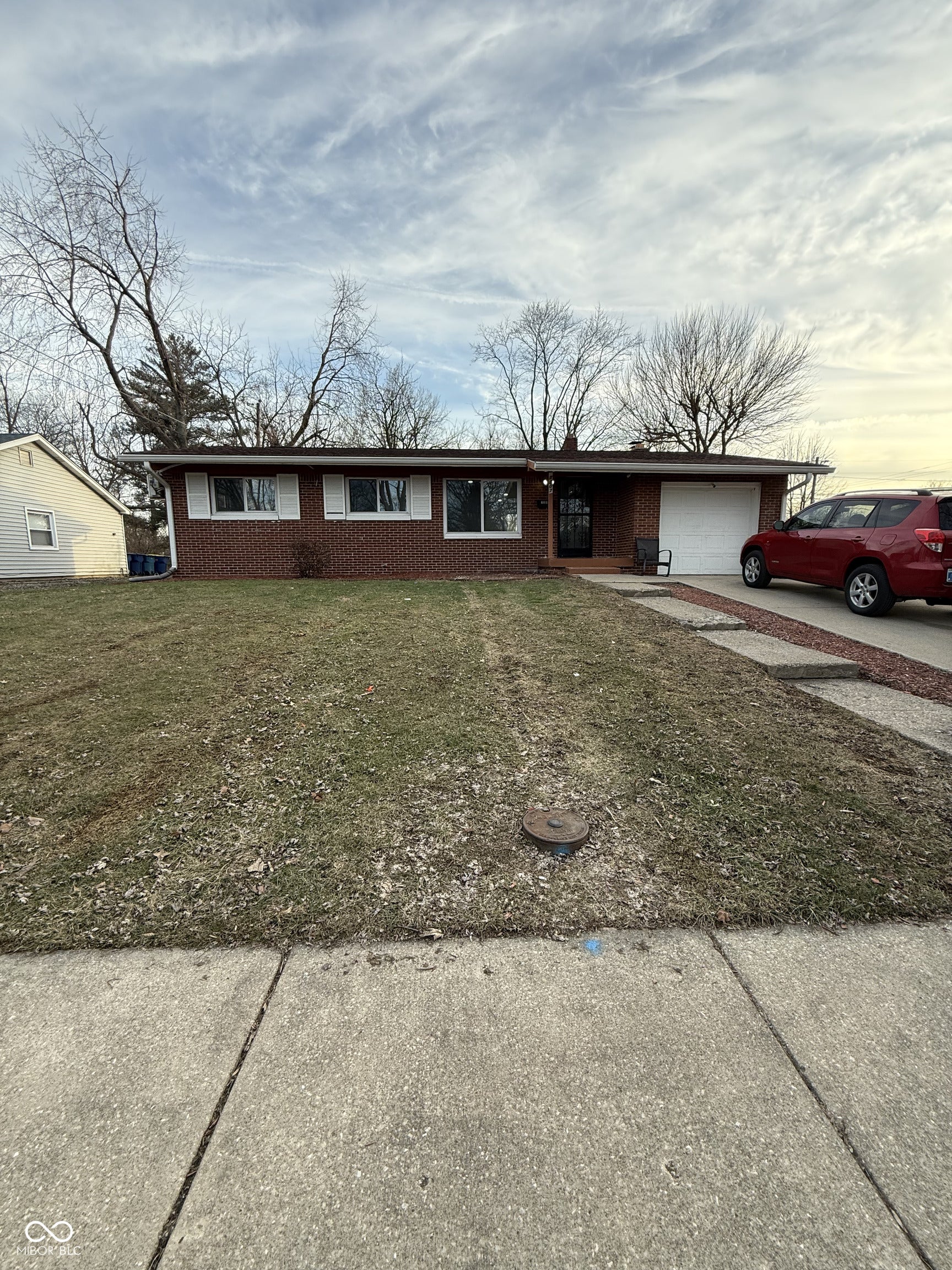 7307 E 49th Street, Indianapolis