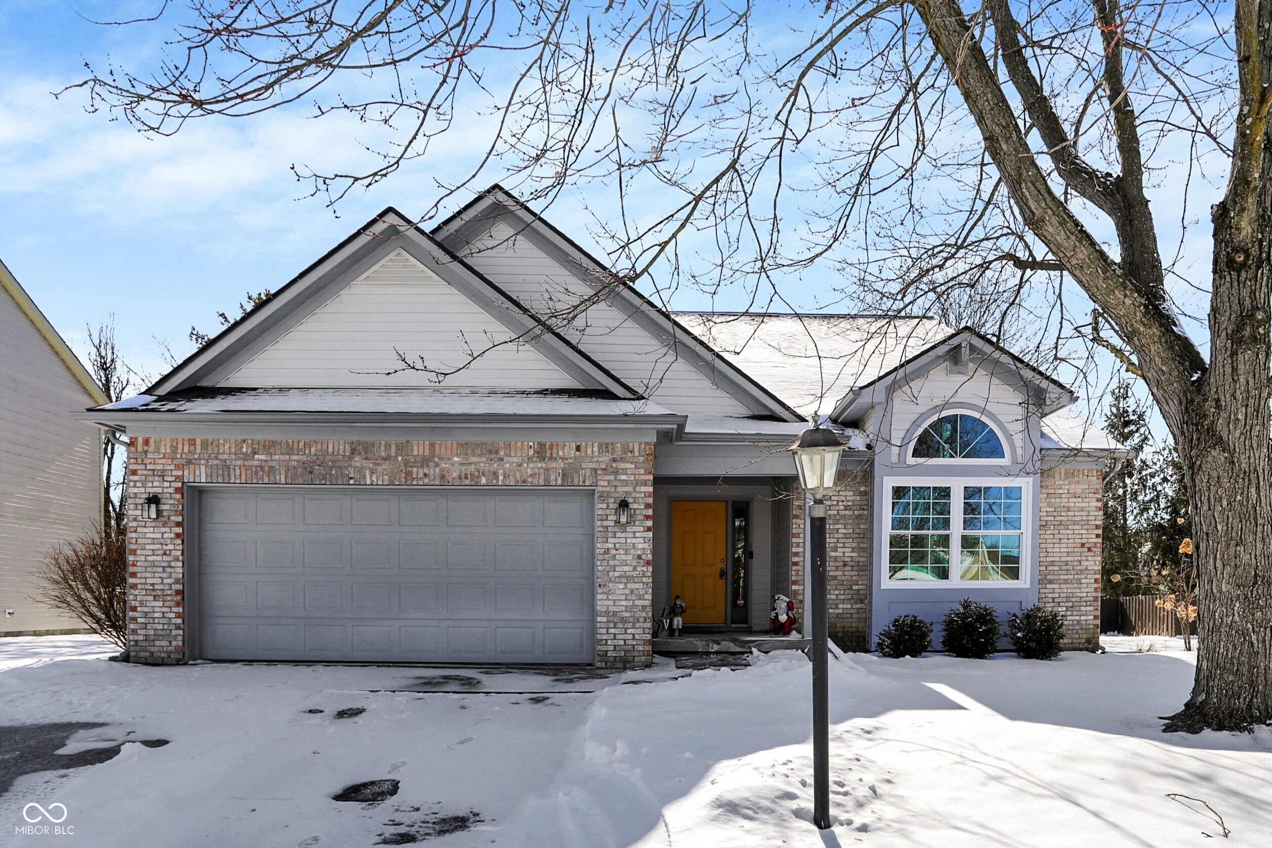 10010 Ashbury Circle, Fishers