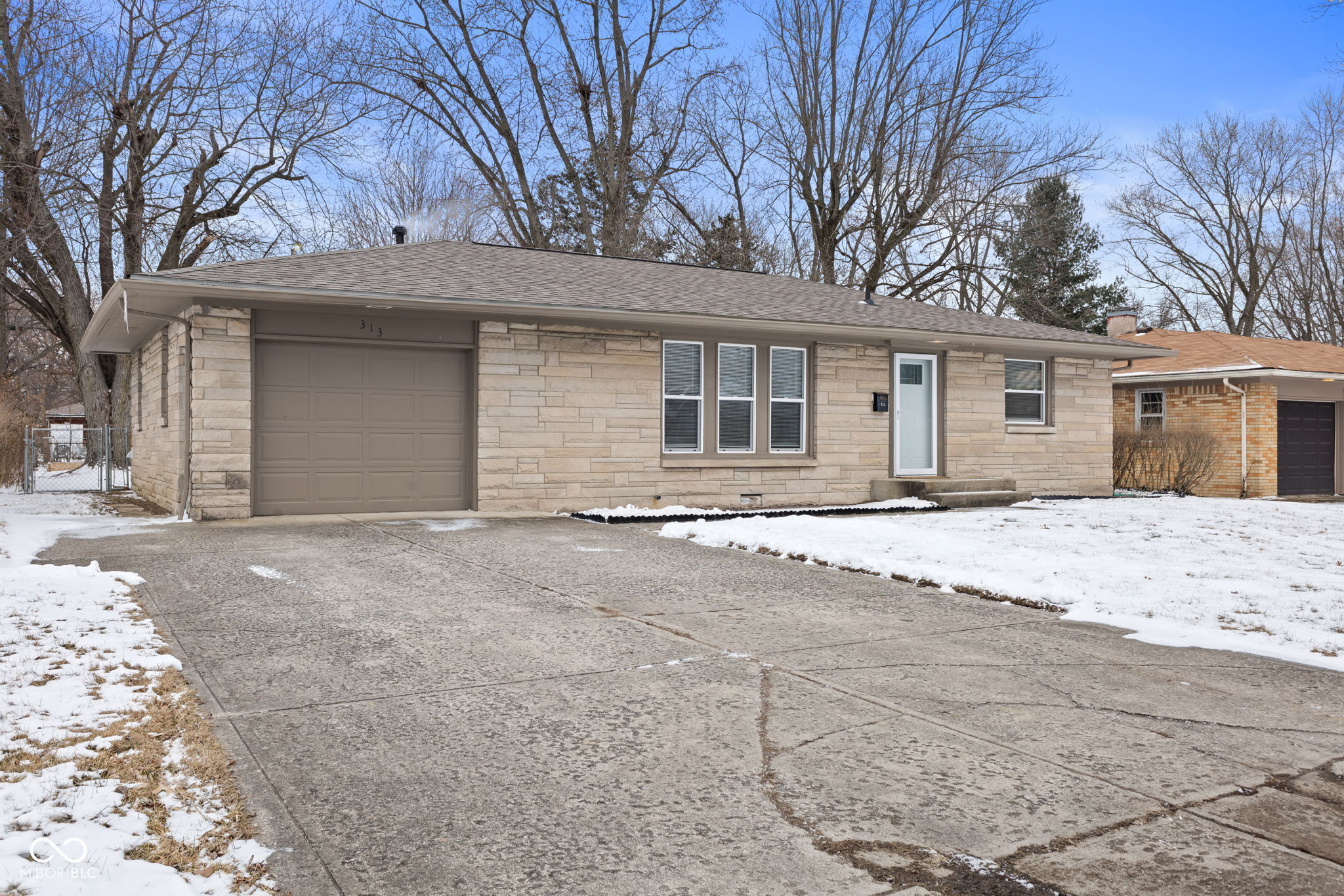 313 Lawndale Drive, Plainfield