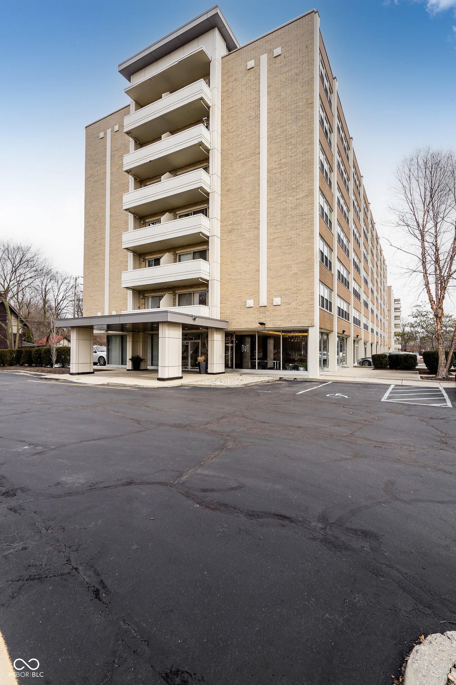 3965 N Meridian Street Apt 2d, Indianapolis