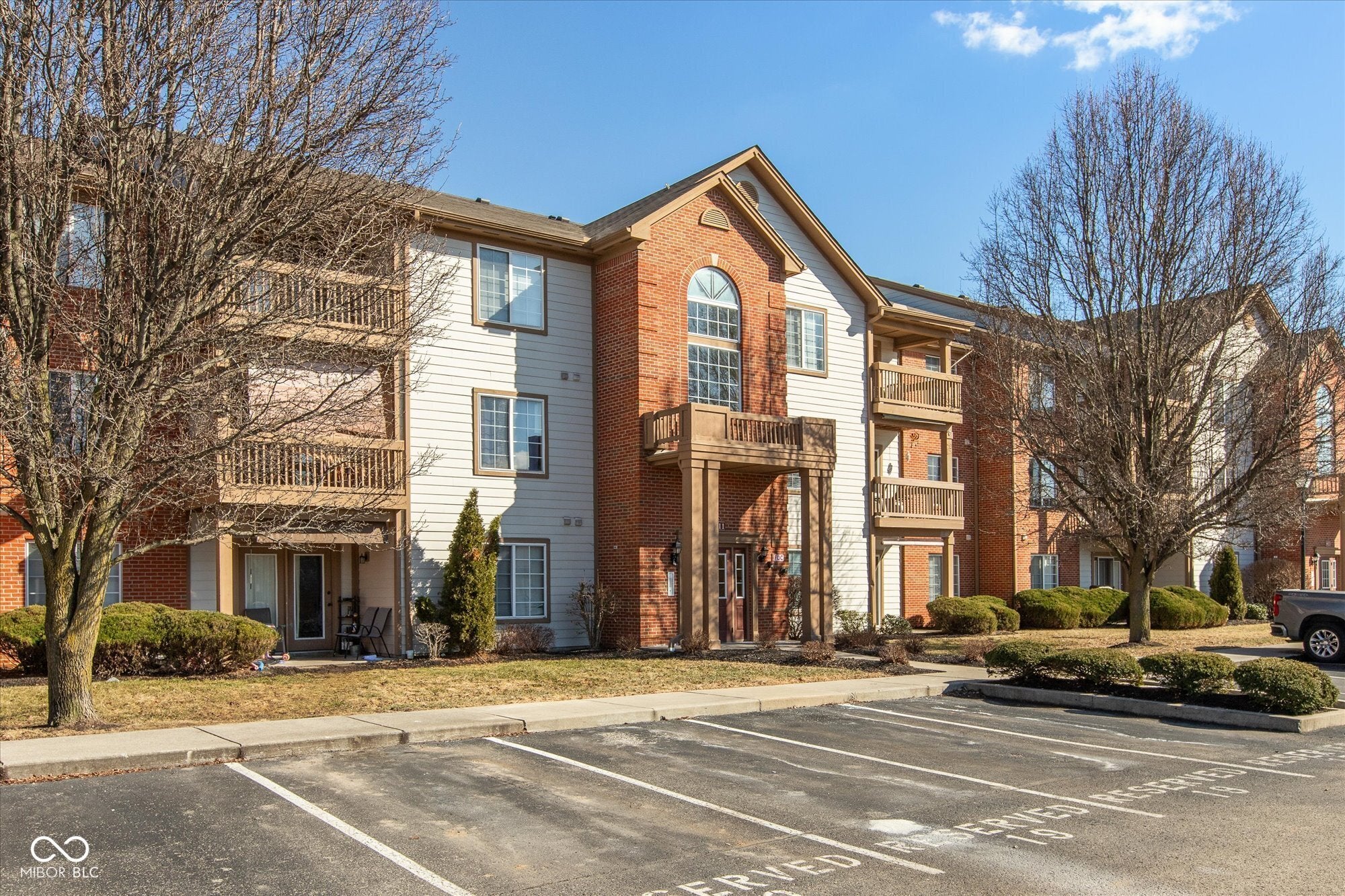 8911 Hunters Creek Drive Apt 208, Indianapolis