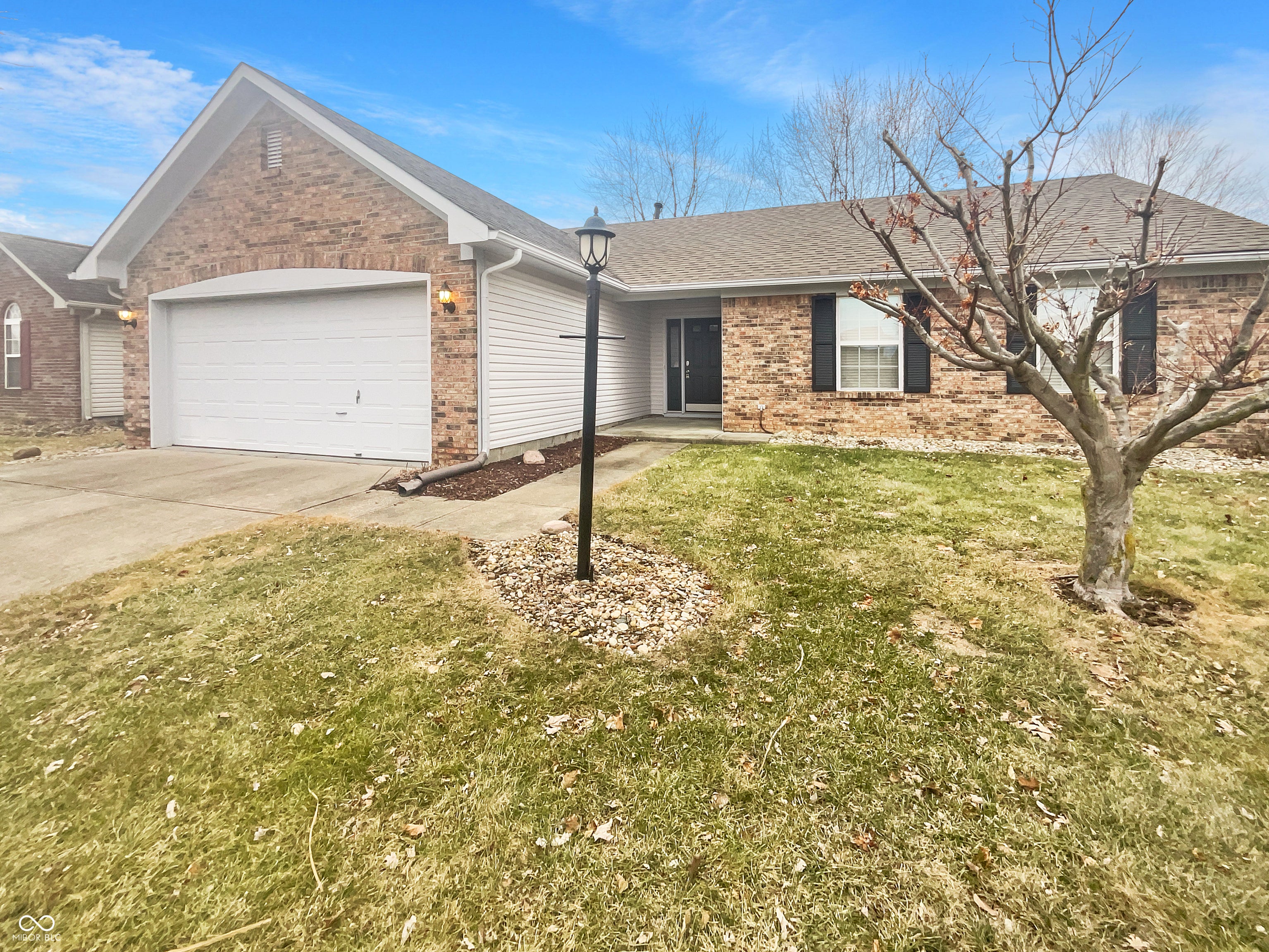 Photo of 12840 Patrick Court Fishers, IN 46038