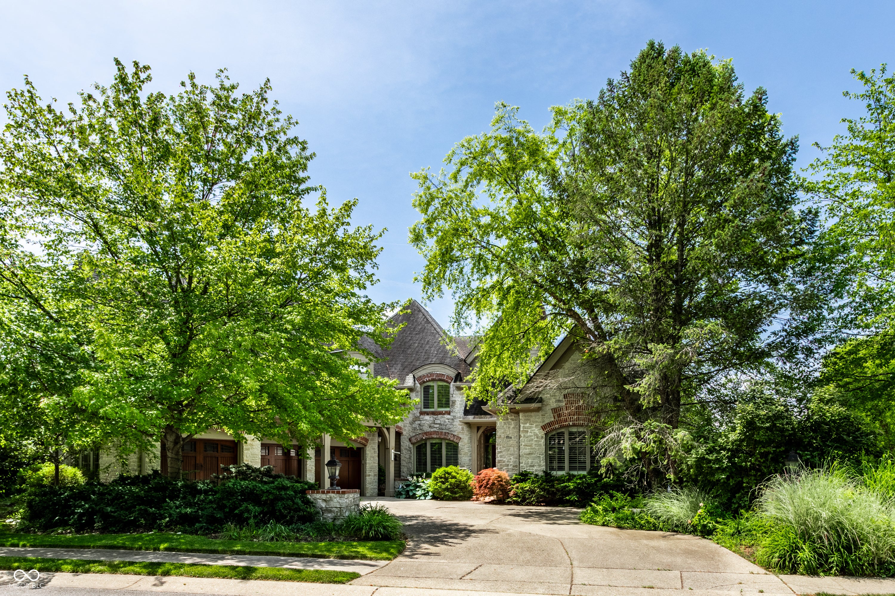 6560 Dawson Lake Drive, Indianapolis