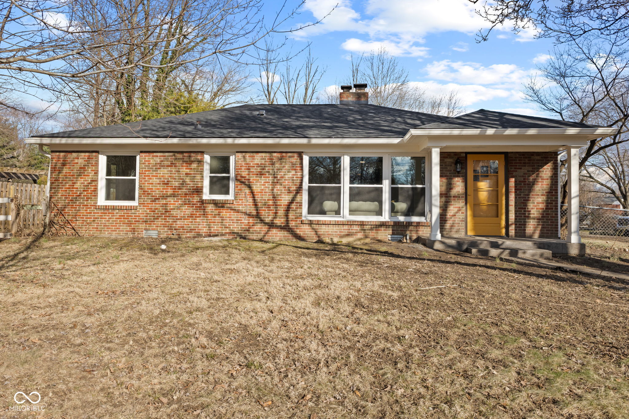 Photo of 8401 N College Avenue Indianapolis, IN 46240