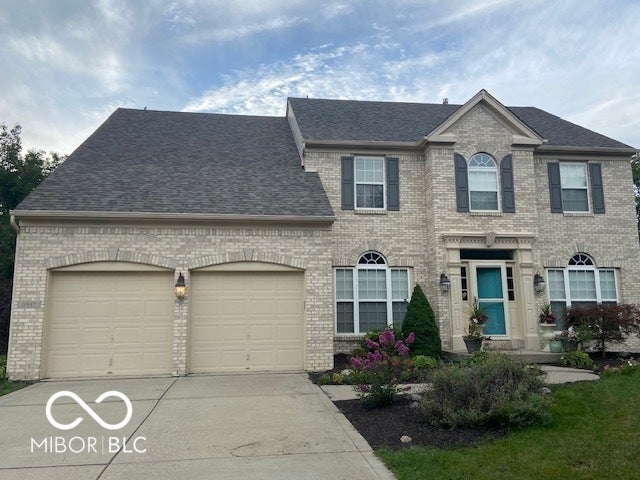 11937 Cross Country Court, Fishers