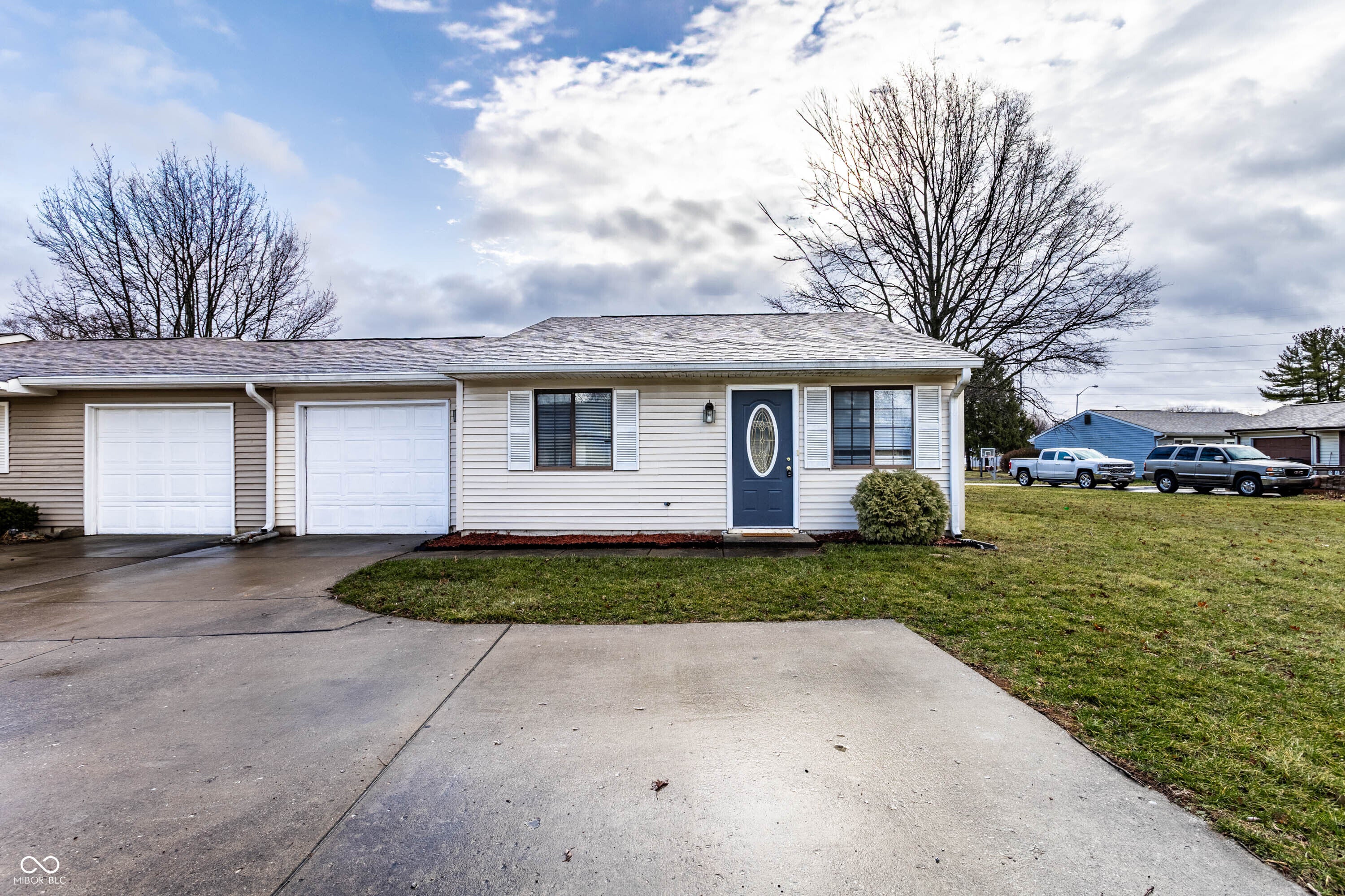 8004 Minlo Drive, Indianapolis