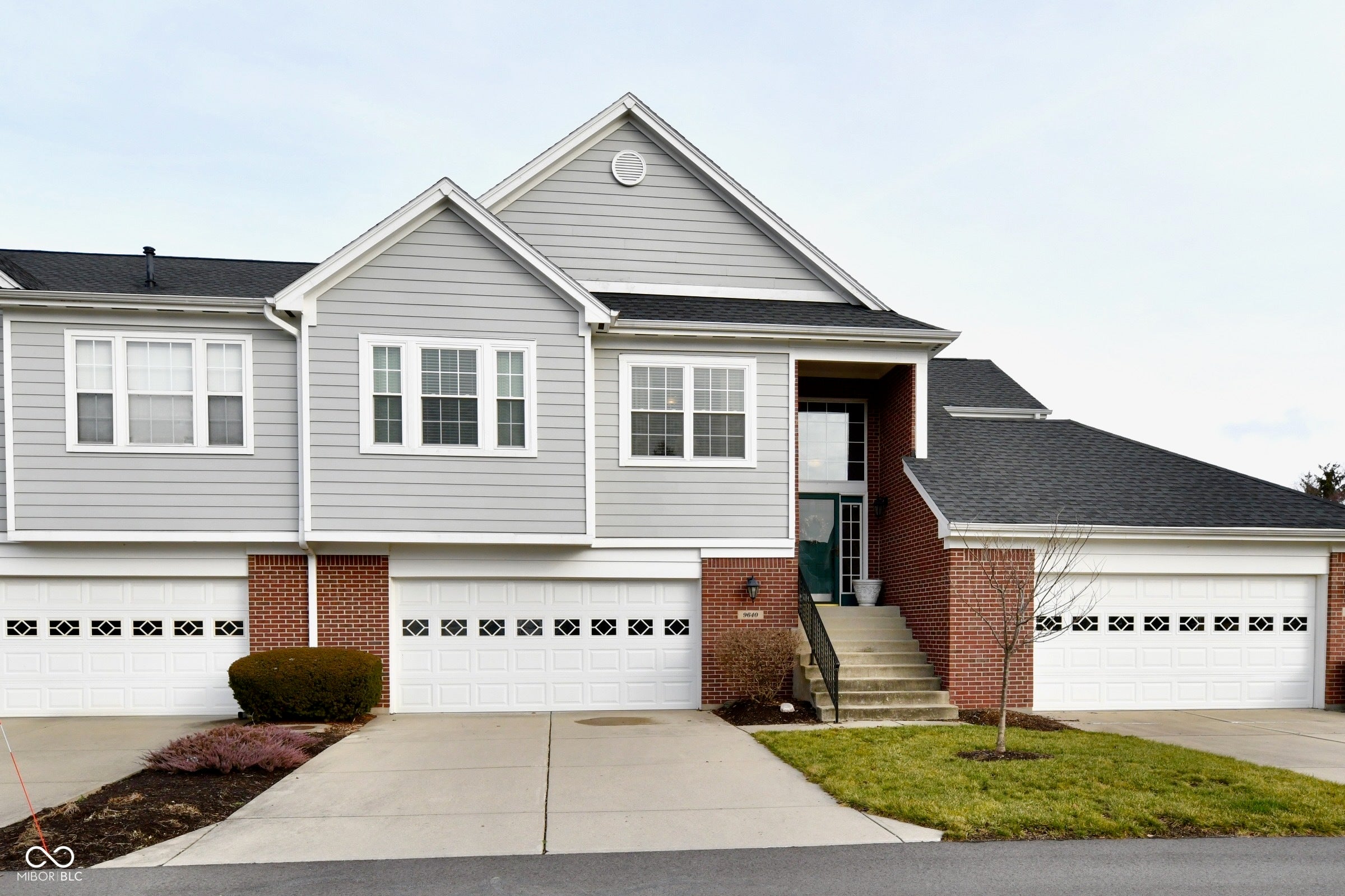 9640 Clover Leaf Lane, Fishers