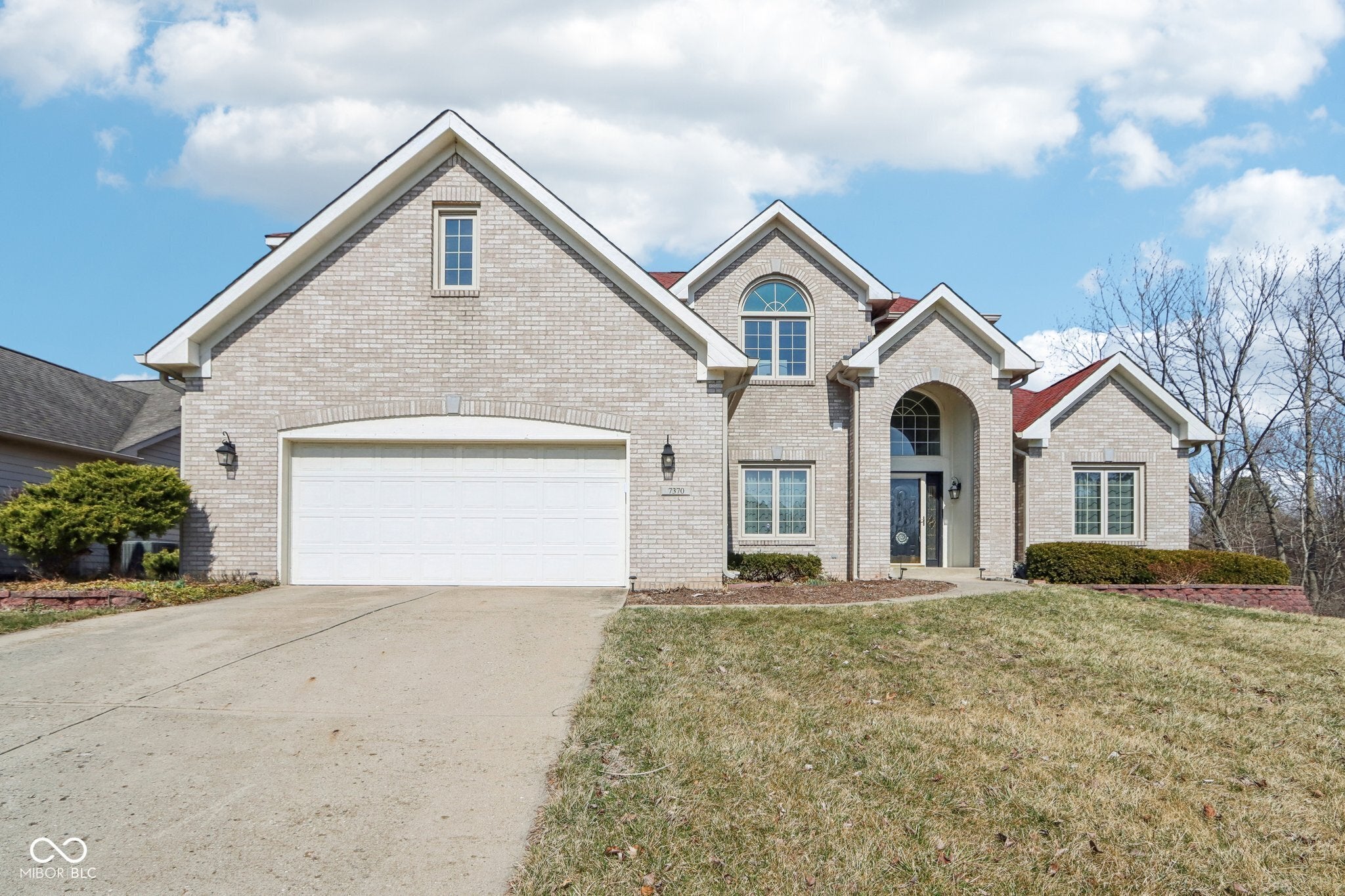 7370 Chestnut Hills Boulevard, Indianapolis